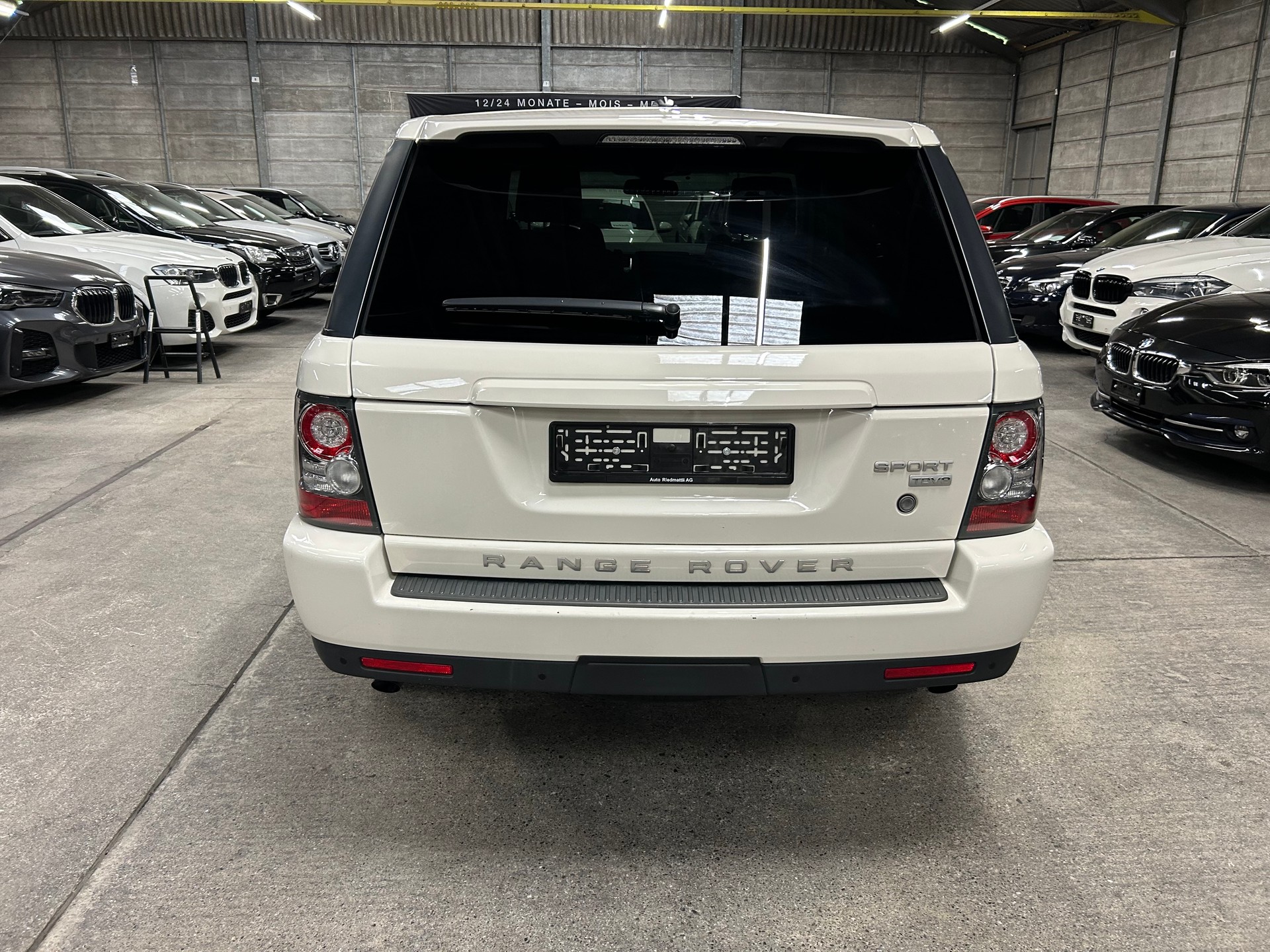 LAND ROVER Range Rover Sport 3.6 TDV8 Autobiography Automatic-image-4