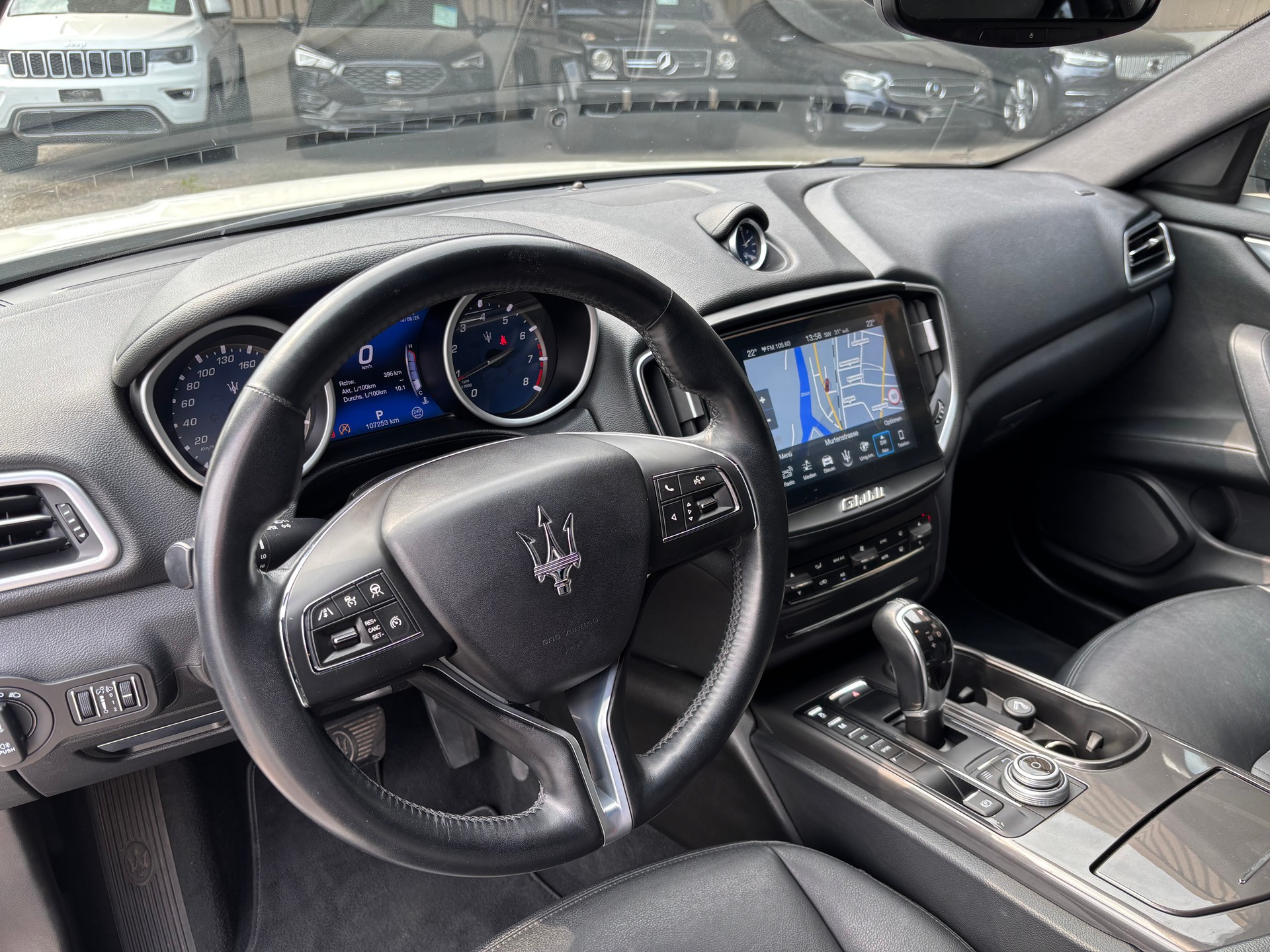 MASERATI Ghibli 3.0 V6 Automatica-image-9