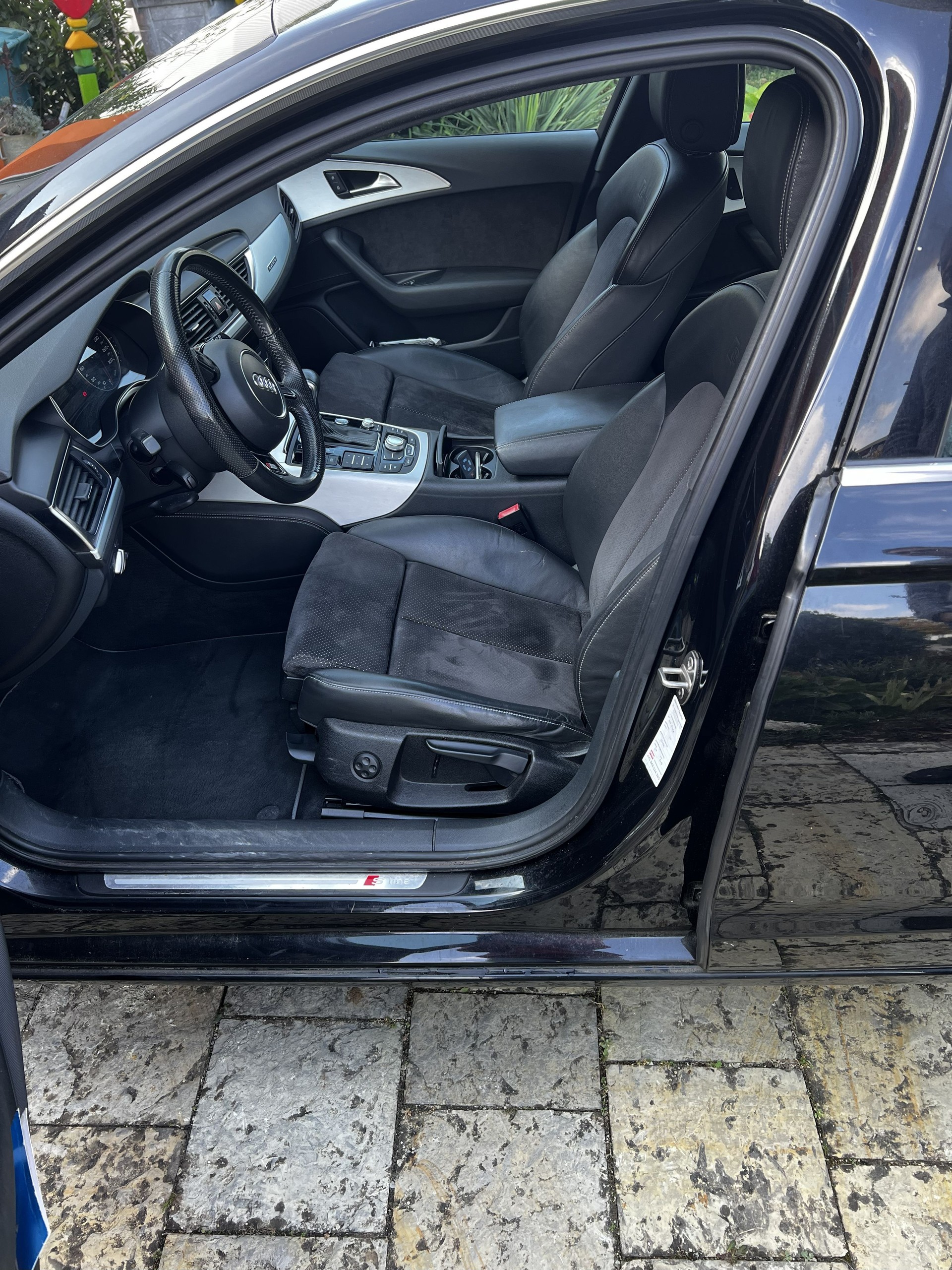 AUDI A6 Avant 3.0 TDI V6 quattro S-tronic-image-2