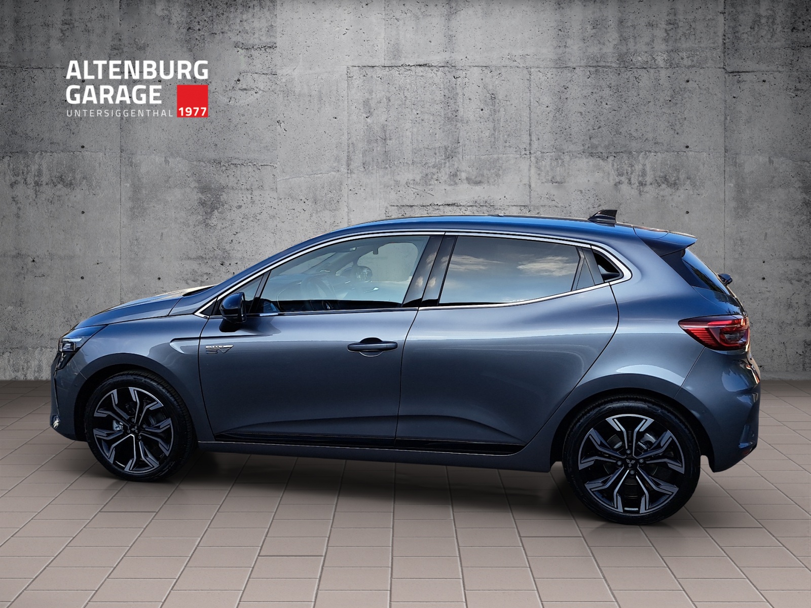 MITSUBISHI Colt 1.6 HEV Instyle-image-1