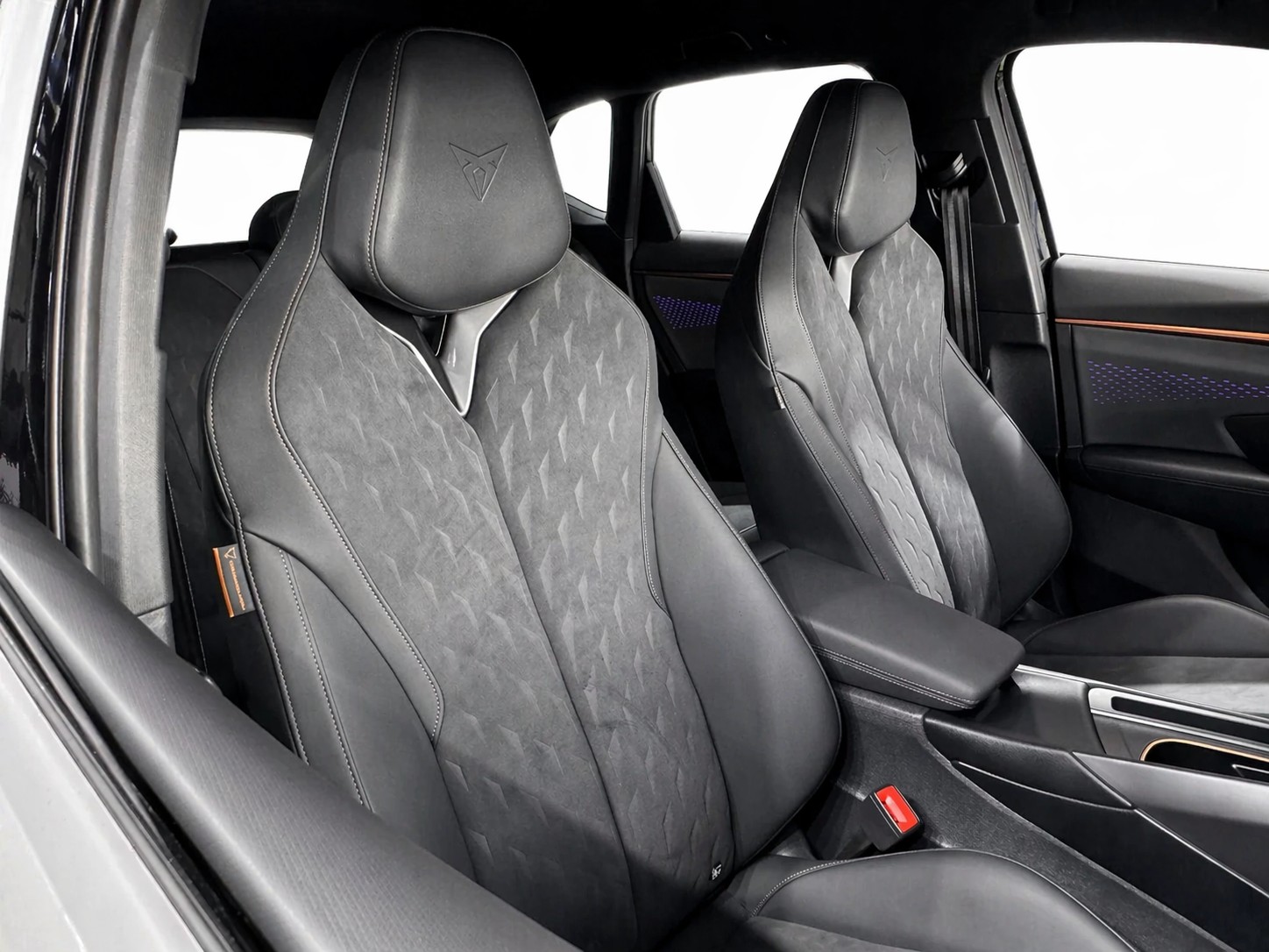 CUPRA Terramar 1.5 eTSI DSG-image-11