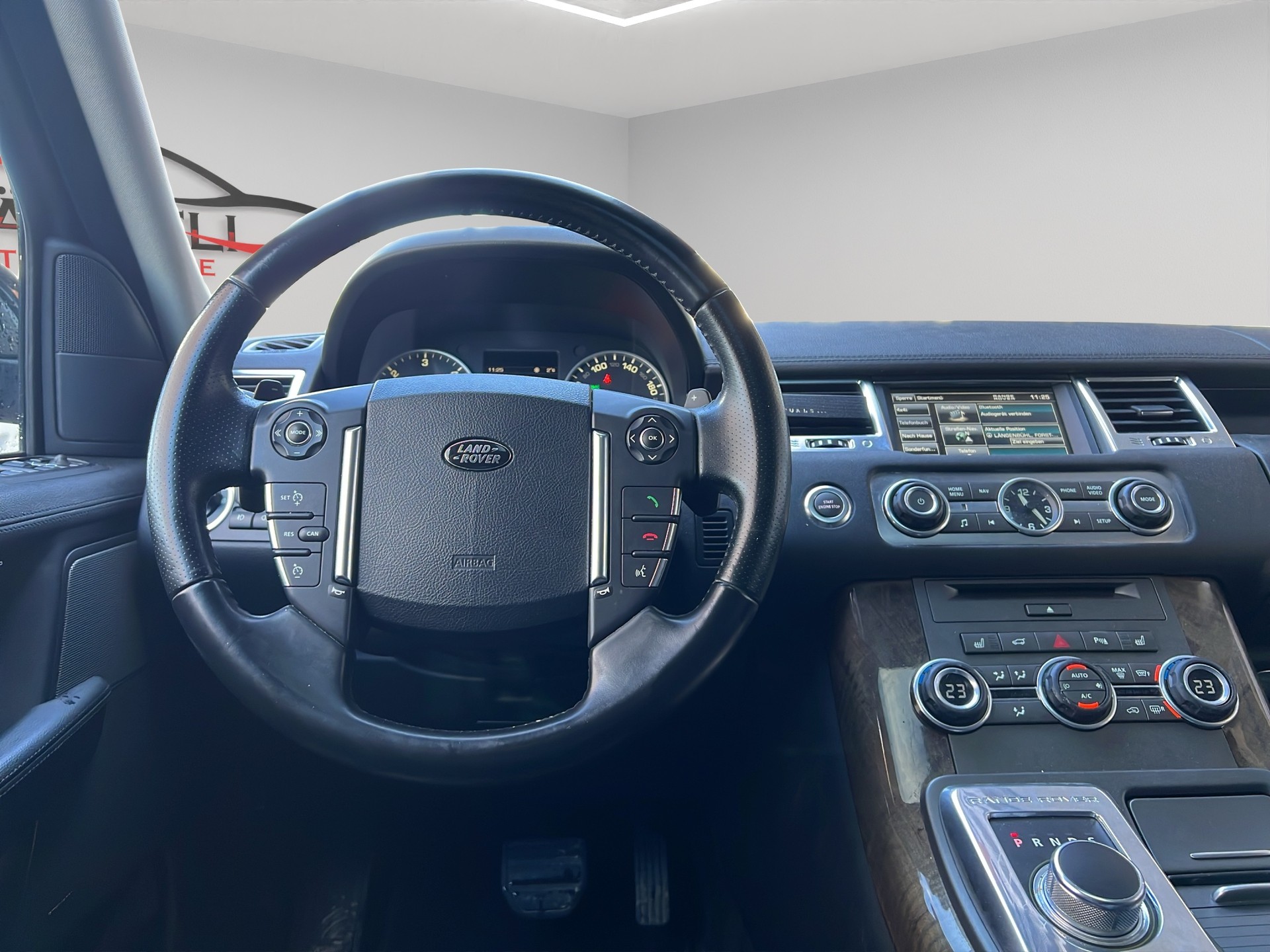LAND ROVER Range Rover Sport 3.0 TDV6 HSE Automatic-image-5