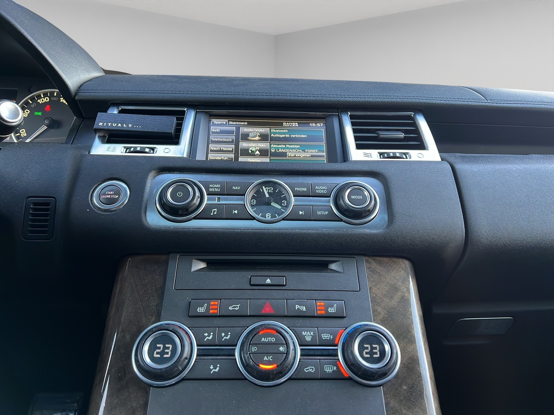LAND ROVER Range Rover Sport 3.0 TDV6 HSE Automatic-image-7