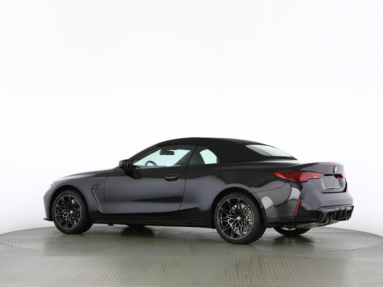 BMW M4 Cabrio Competition M xDrive-image-7
