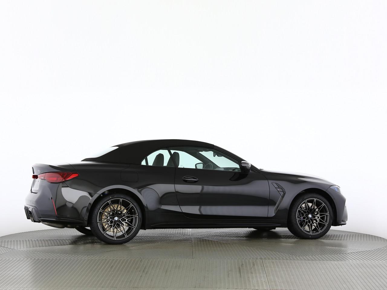 BMW M4 Cabrio Competition M xDrive-image-15