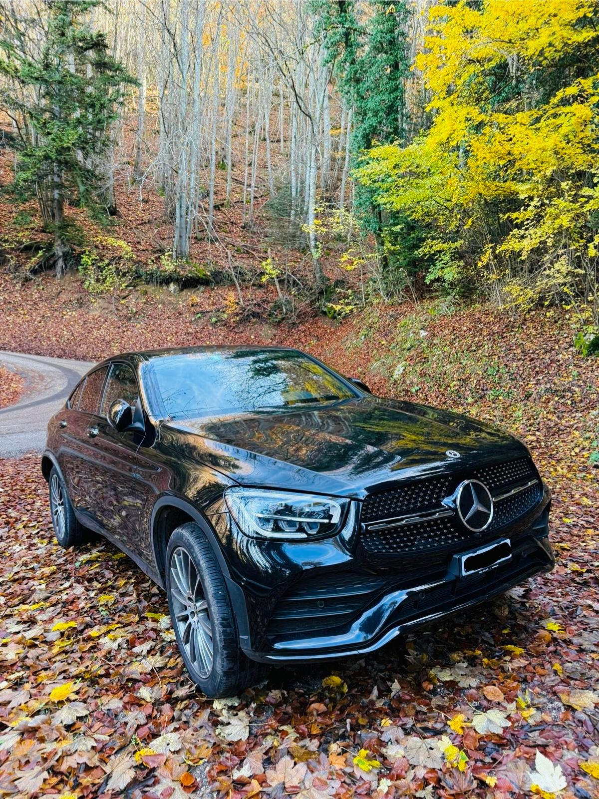 MERCEDES-BENZ GLC Coupé 200 4Matic Night Star 9G-Tronic-image-3