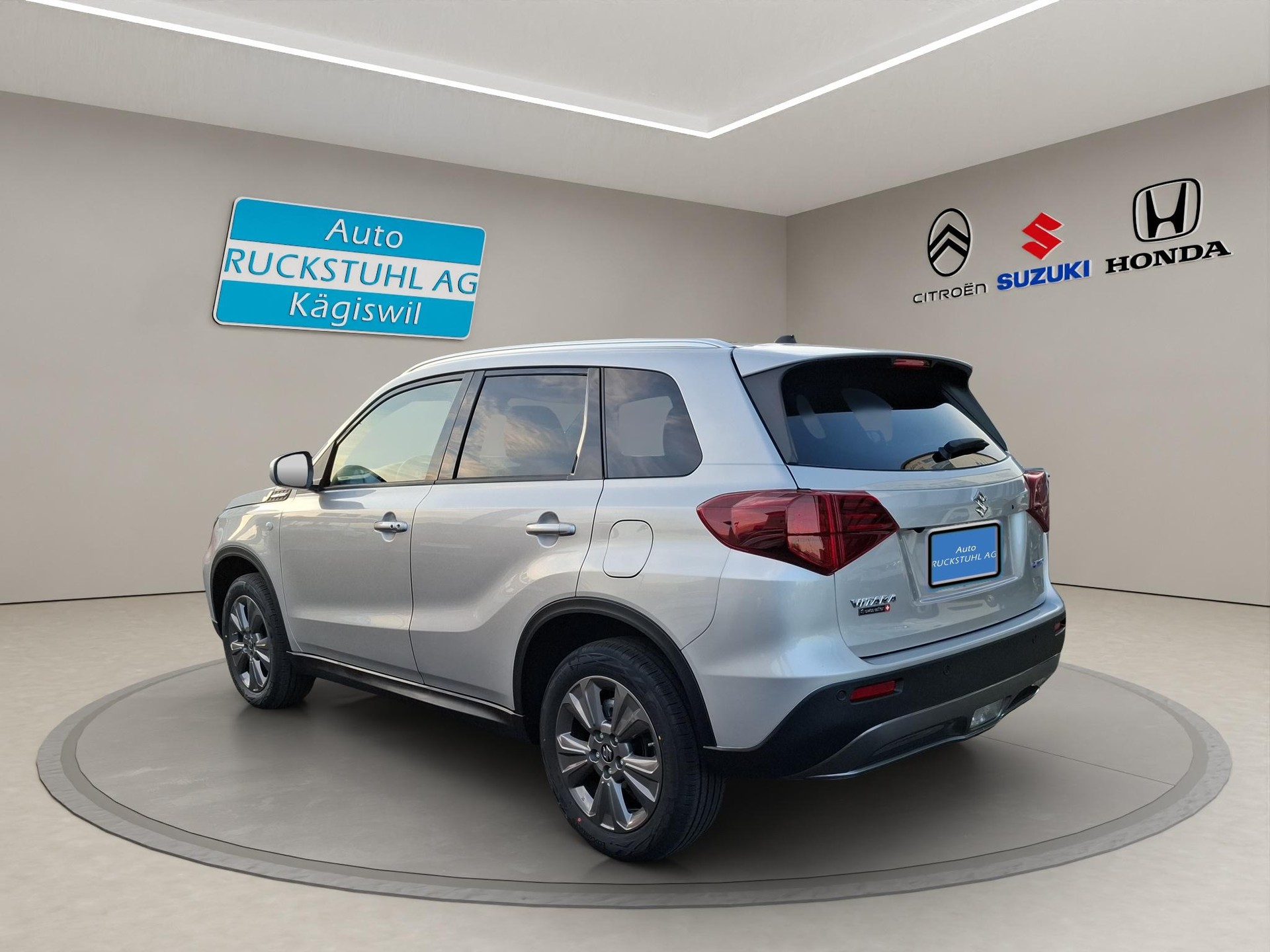 SUZUKI Vitara 1.4 T Compact+ Hybrid 4x4-image-3