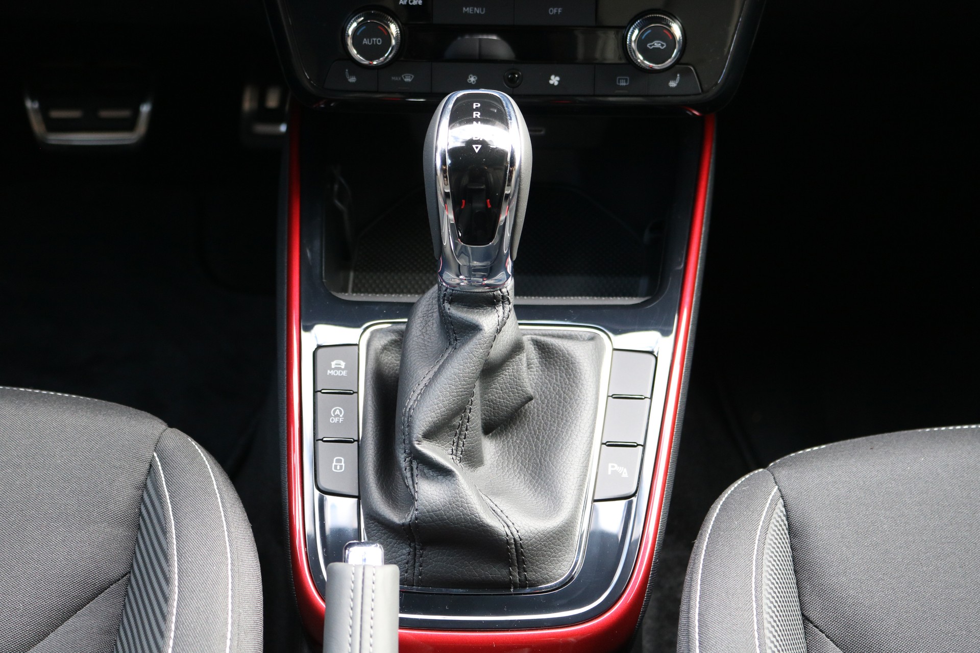 SKODA Fabia 1.0 TSI Monte Carlo DSG-image-6