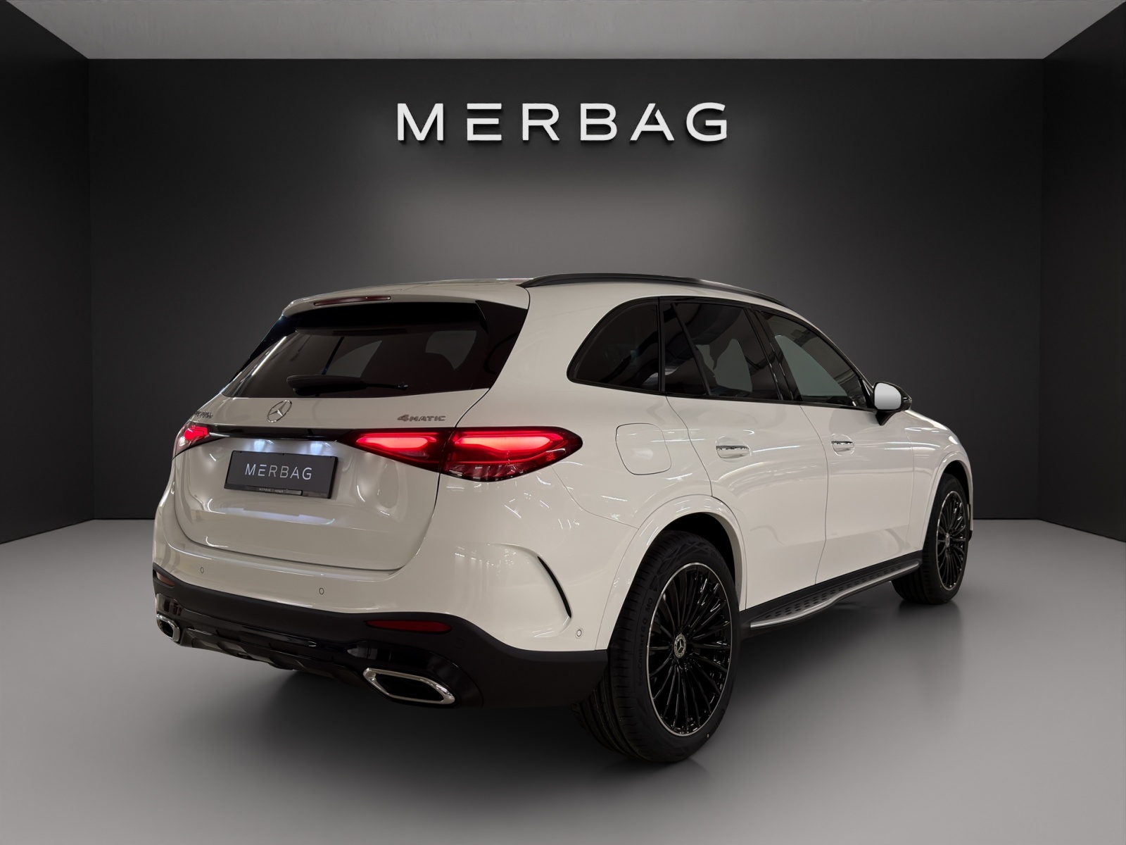 MERCEDES-BENZ GLC 300 e 4Matic 9G-Tronic-image-6