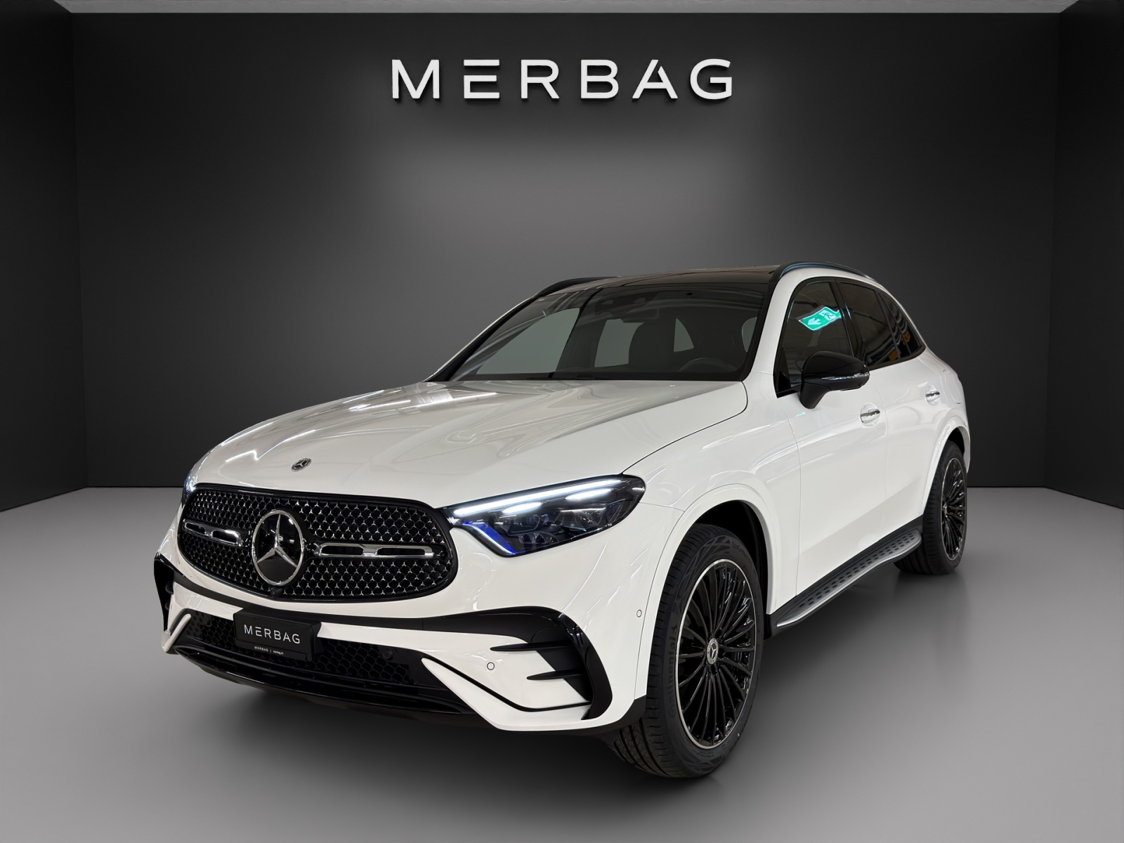 MERCEDES-BENZ GLC 300 e 4Matic 9G-Tronic-image-2
