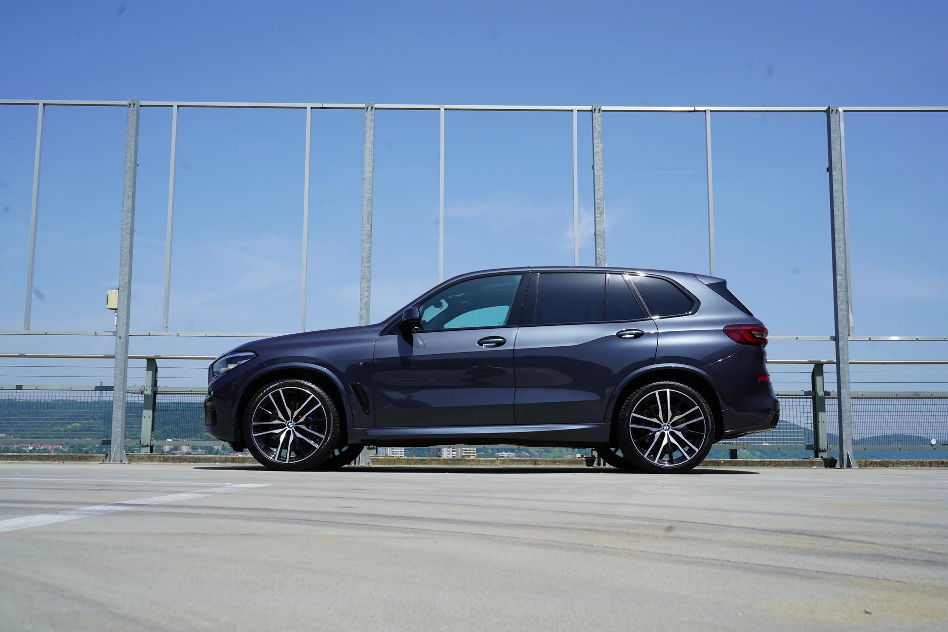 BMW X5 XDRIVE M50d STEPTRONIC PLUS BLACK l 400 PS-image-3