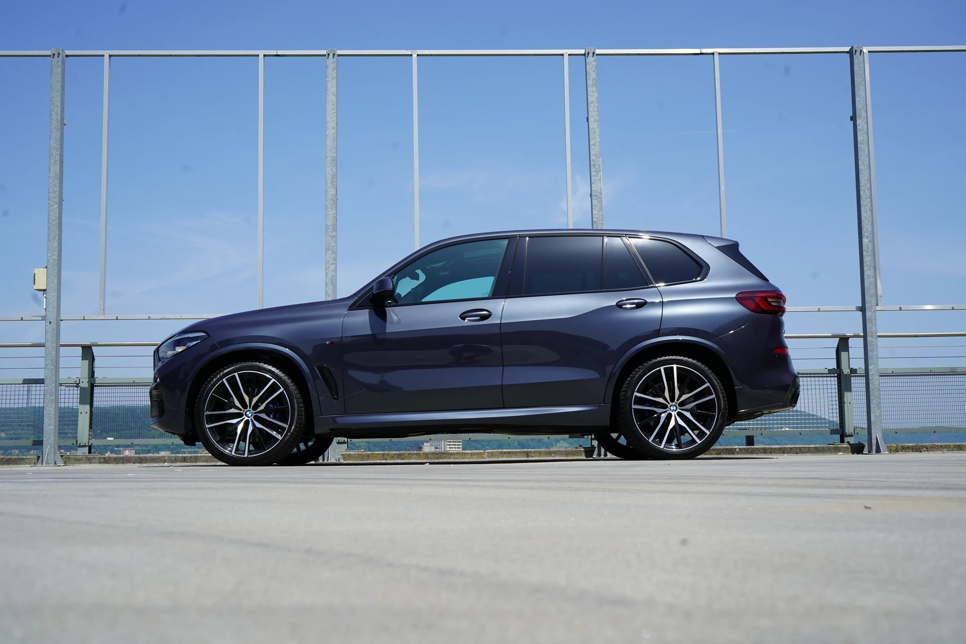 BMW X5 XDRIVE M50d STEPTRONIC PLUS BLACK l 400 PS-image-1