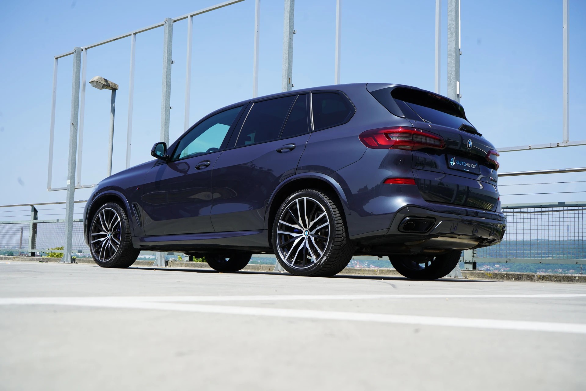 BMW X5 XDRIVE M50d STEPTRONIC PLUS BLACK l 400 PS-image-12