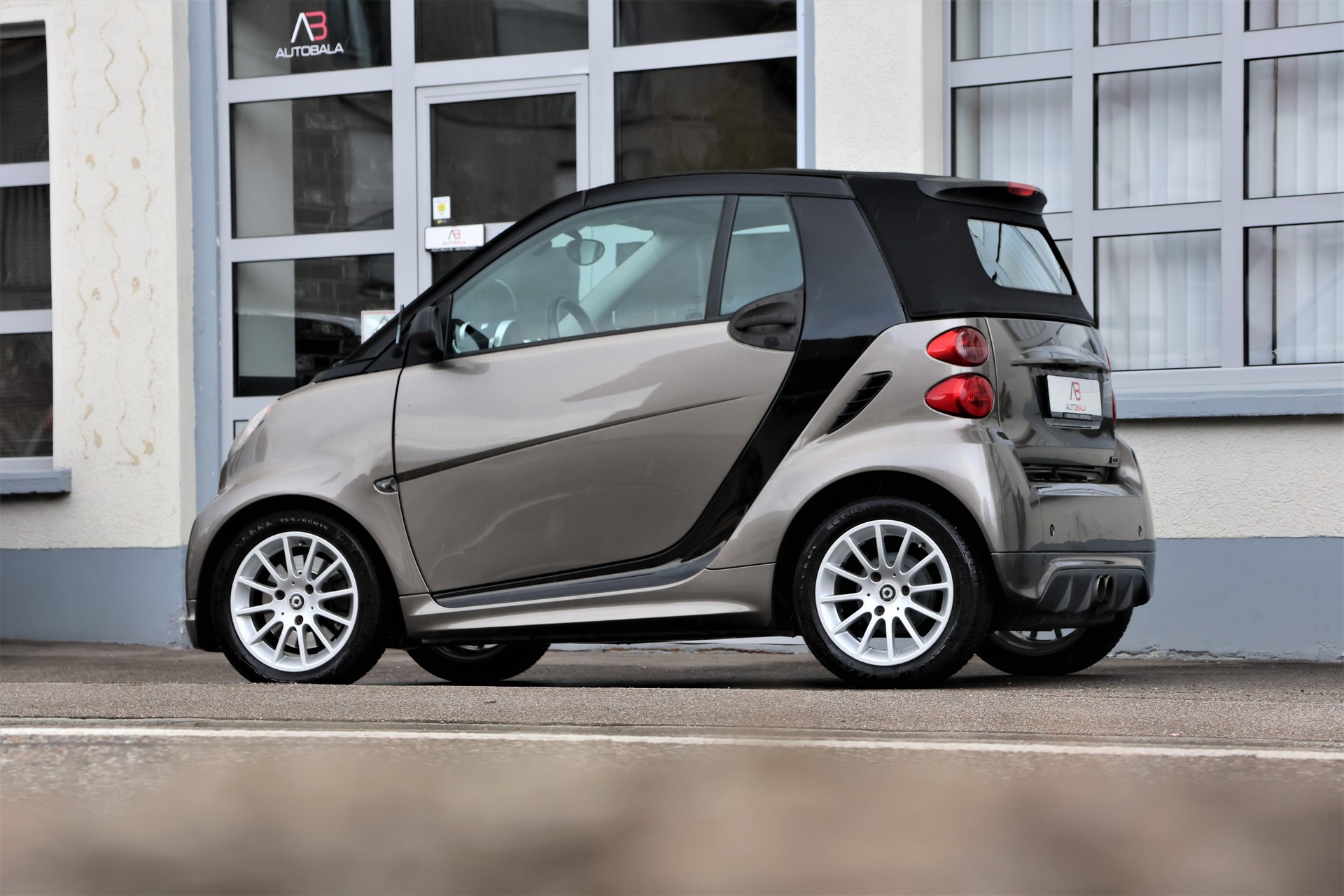 SMART fortwo Brabus Xclusive softouch (CH)-image-6