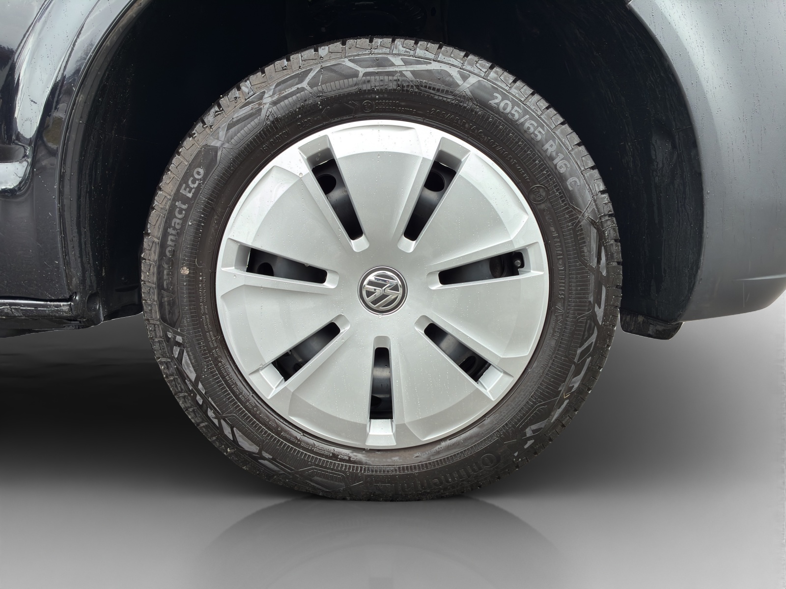 VW T6.1 2.0 TDI 4Motion DSG-image-15