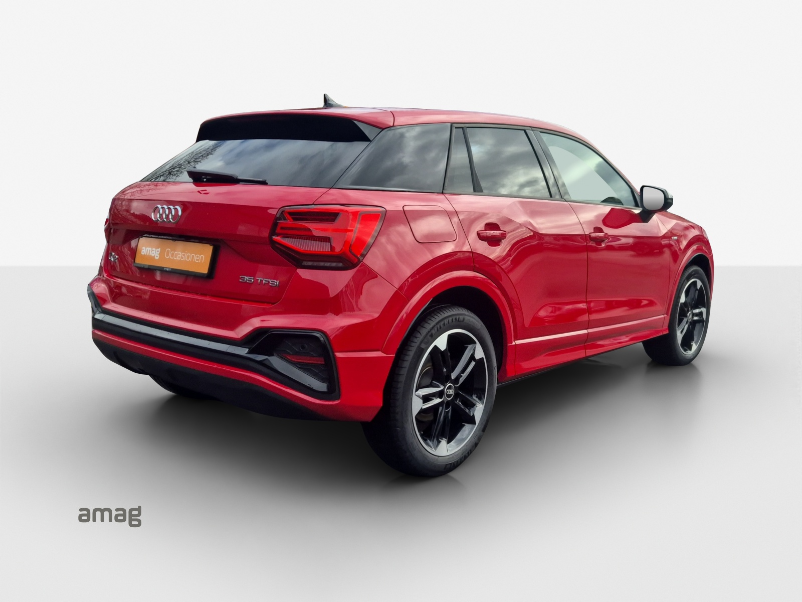 AUDI Q2 35 TFSI S line S-tronic-image-4