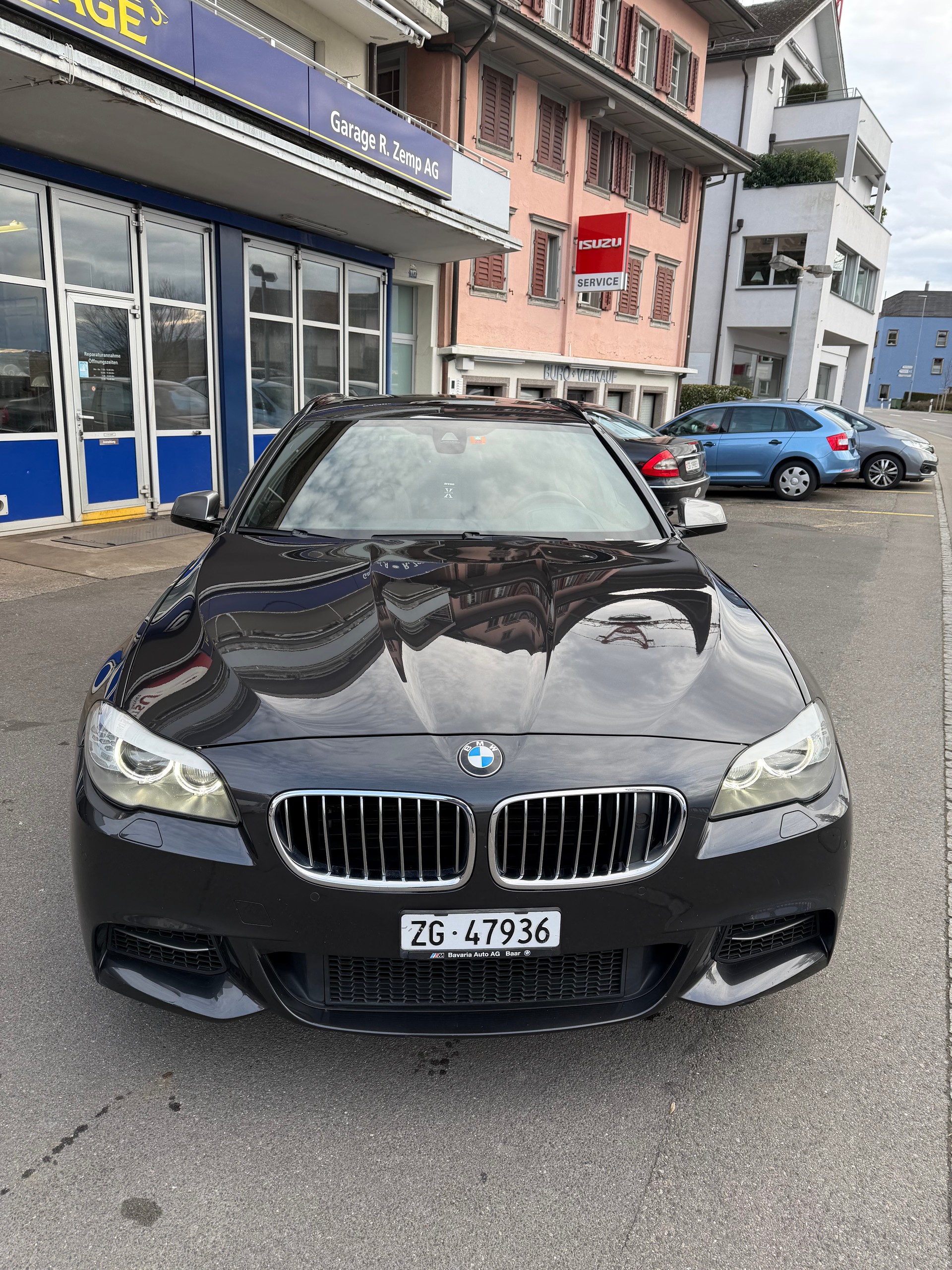 BMW M550d xDrive Touring Steptronic-image-0