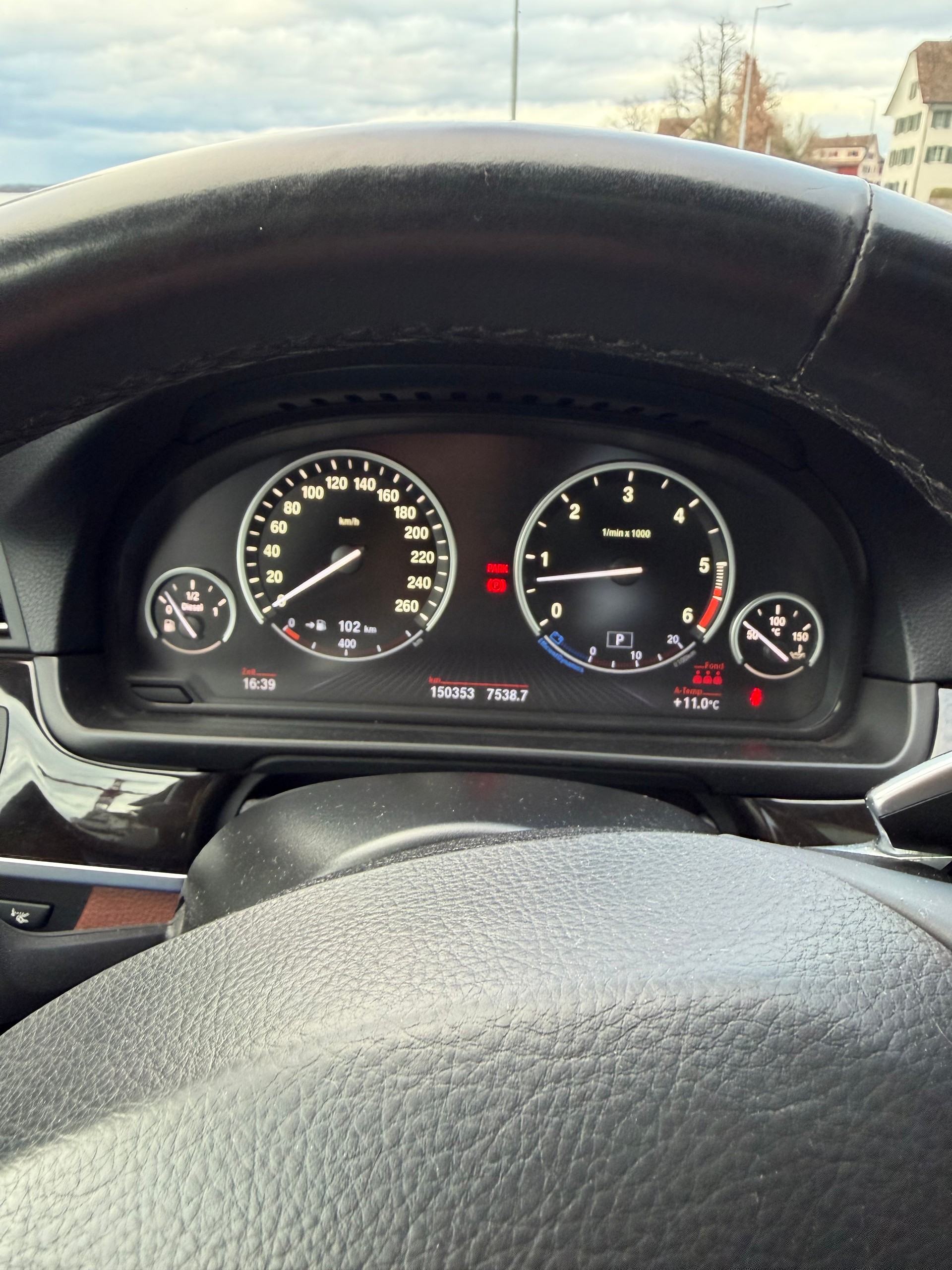 BMW M550d xDrive Touring Steptronic-image-3