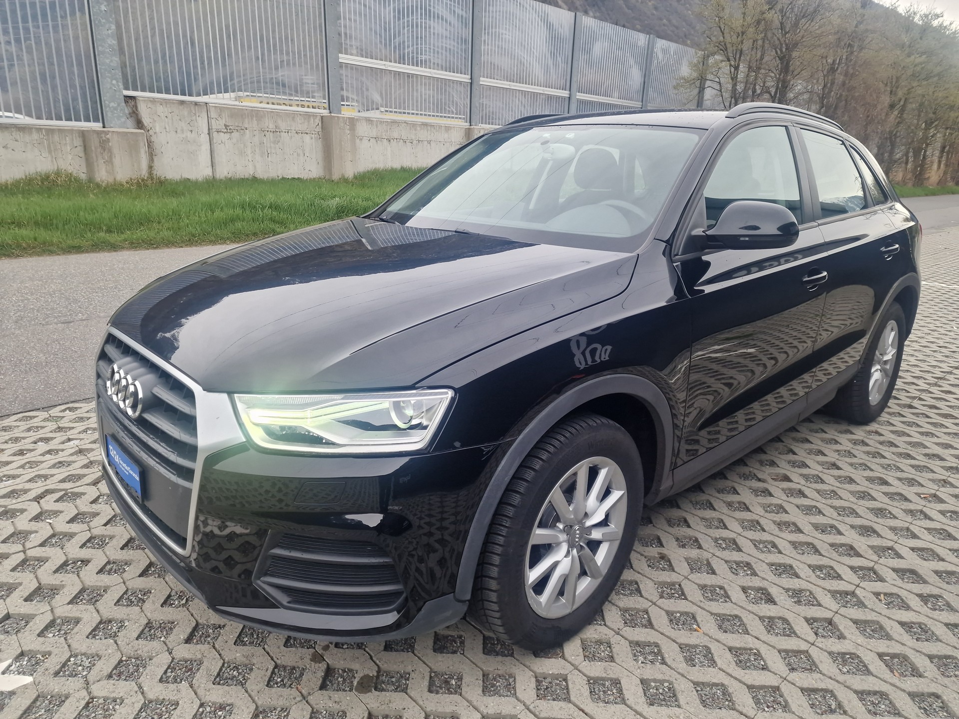 AUDI Q3 1.4 TFSI ultra-image-1