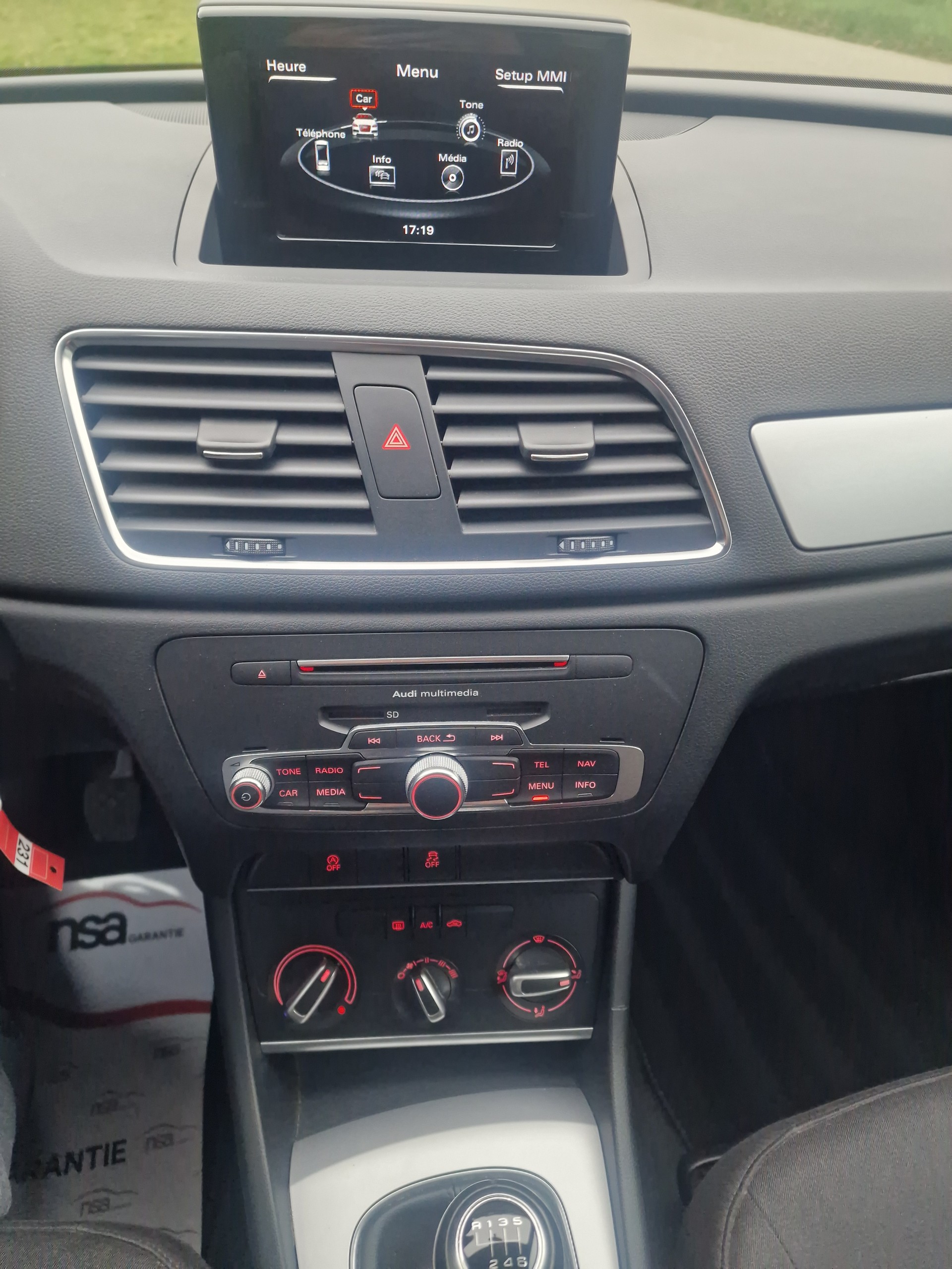 AUDI Q3 1.4 TFSI ultra-image-9