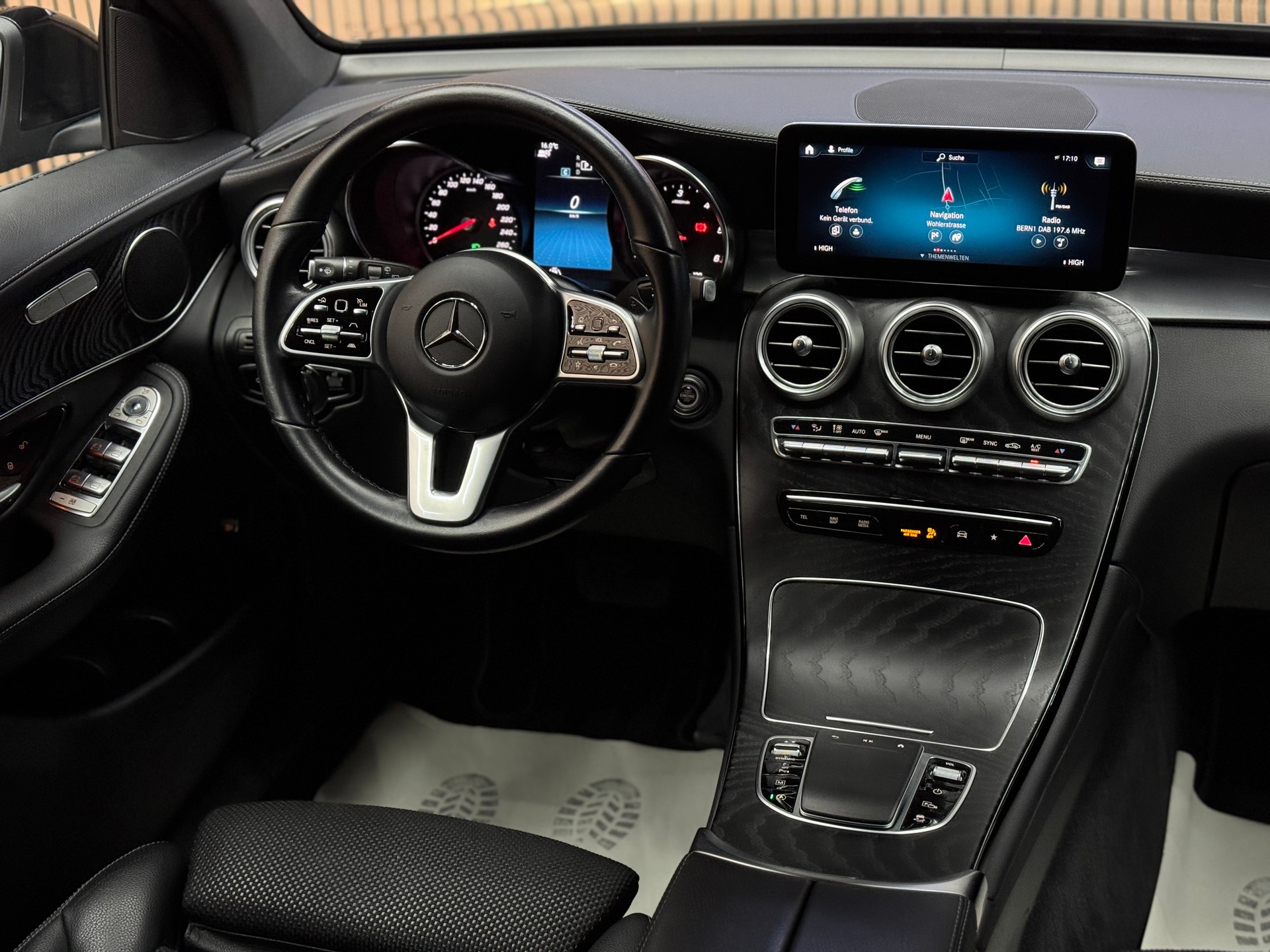 MERCEDES-BENZ GLC 220 d 4m | 1 Jahr Garantie | Facelift | *ab CHF 289.-/ Monat*-image-13