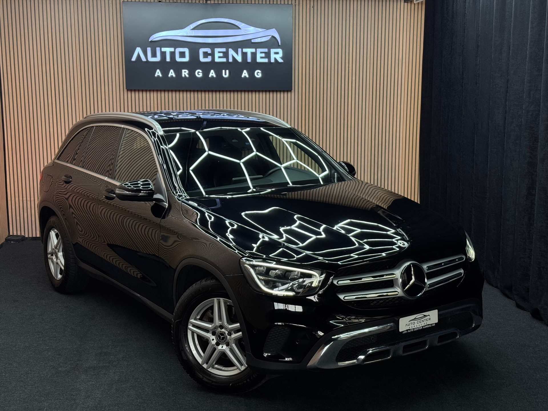 MERCEDES-BENZ GLC 220 d 4m | 1 Jahr Garantie | Facelift | *ab CHF 289.-/ Monat*-image-0