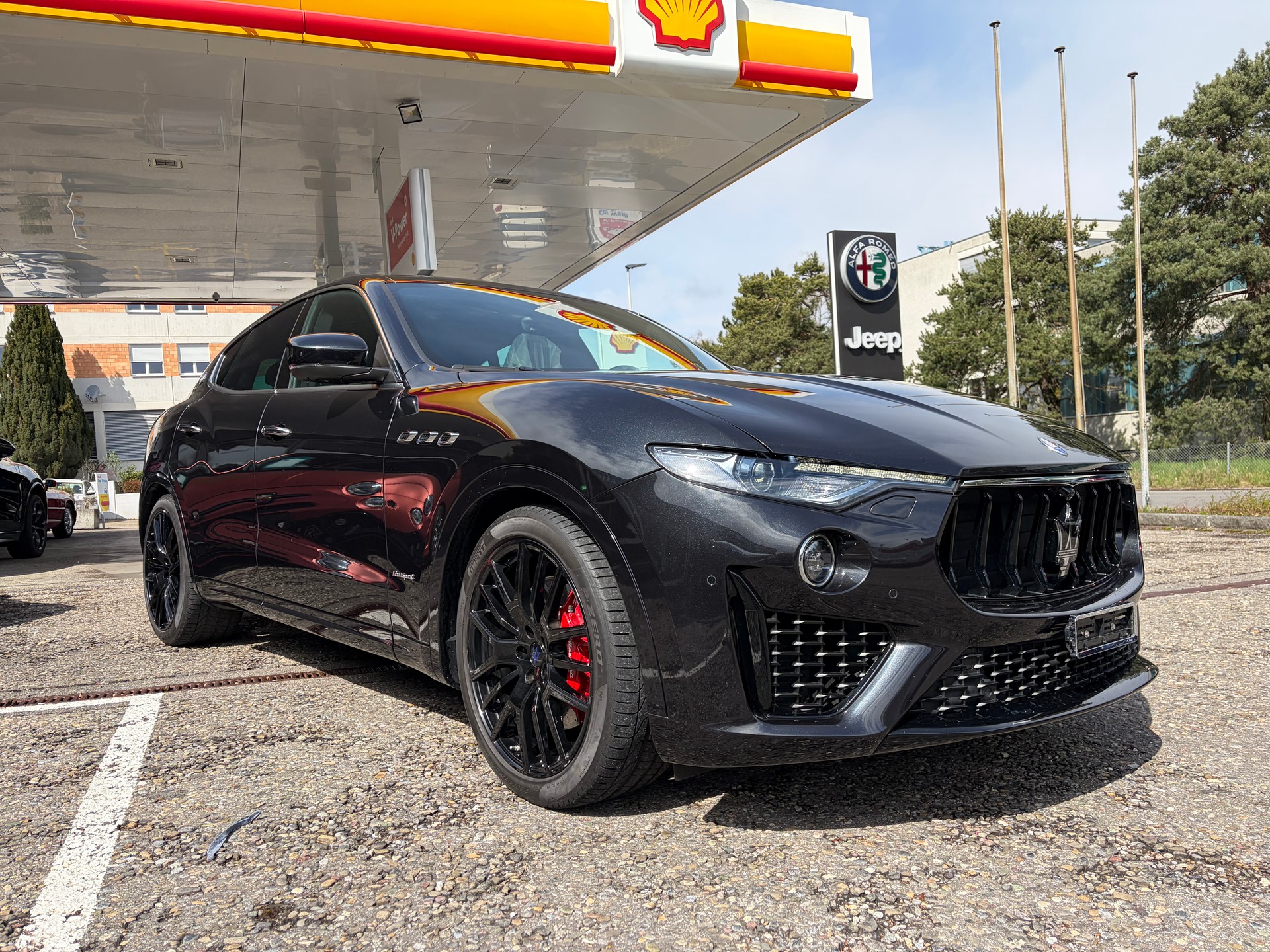 MASERATI Levante S 3.0V6 GranSport Automatica-image-1