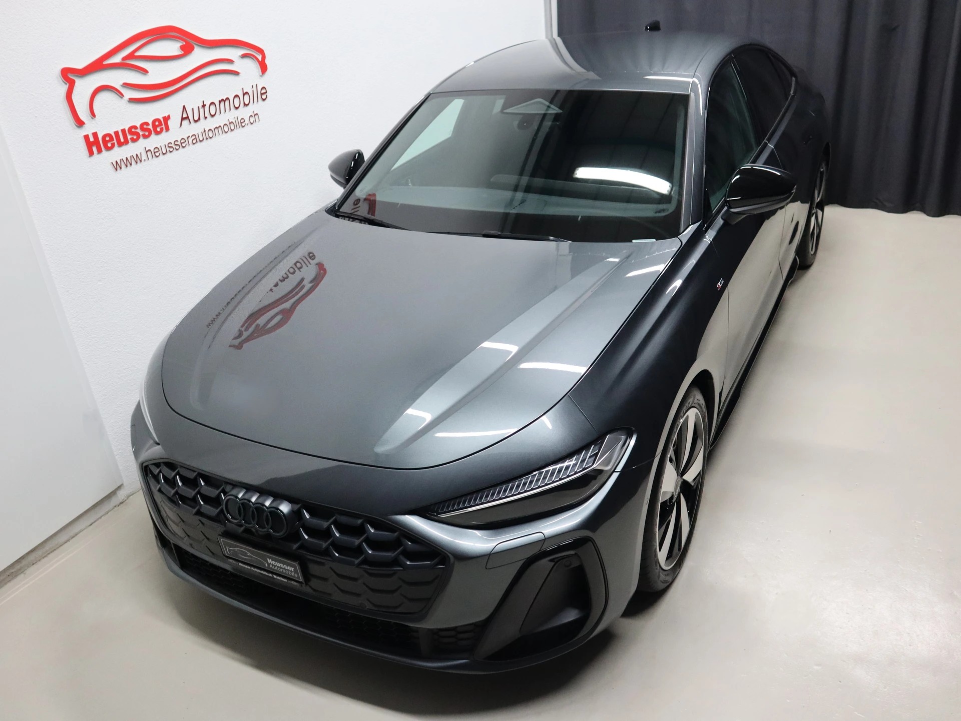 AUDI A5 Limousine 2.0 TDI S tronic S Line Edition - Navi - MMI Beifahrerdisplay - Matrix LED - Keyless - 360° Kamera - 204 PS-showroom-element-2