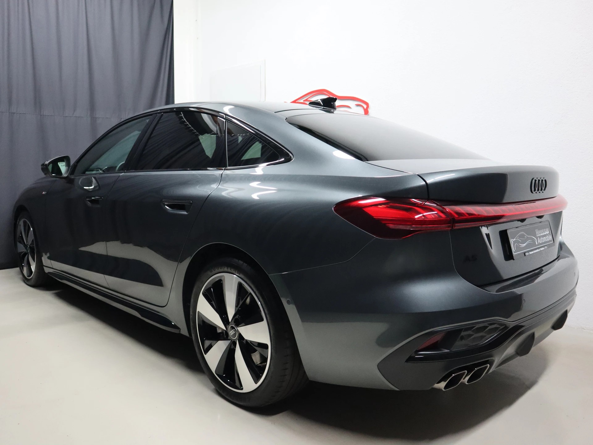 AUDI A5 Limousine 2.0 TDI S tronic S Line Edition - Navi - MMI Beifahrerdisplay - Matrix LED - Keyless - 360° Kamera - 204 PS-showroom-element-3