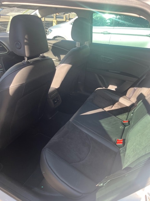 SEAT Leon ST 2.0 TDI Style DSG-image-5