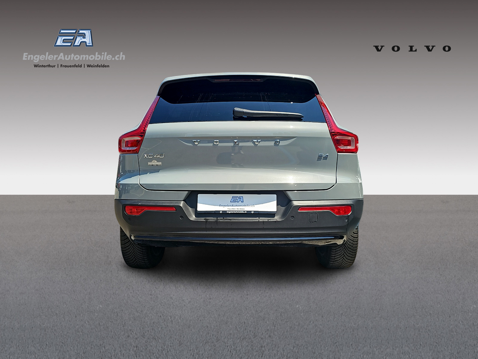 VOLVO XC40 2.0 B4 MH Plus Dark-image-4