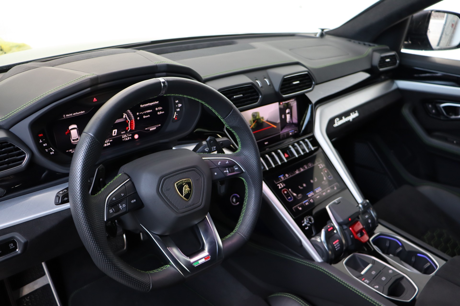 LAMBORGHINI Urus E-Gear-image-16