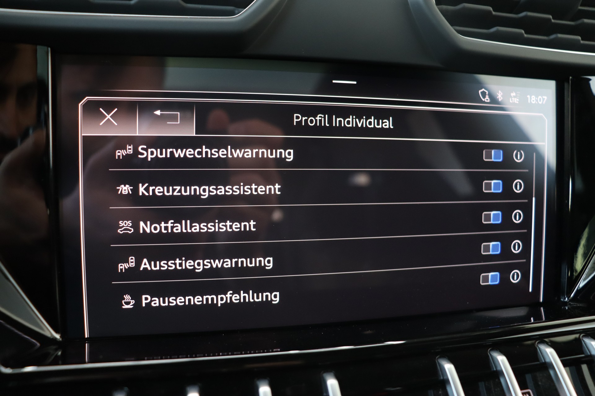 LAMBORGHINI Urus E-Gear-image-31