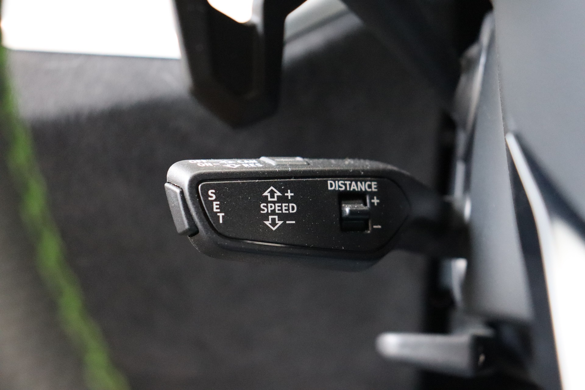 LAMBORGHINI Urus E-Gear-image-17
