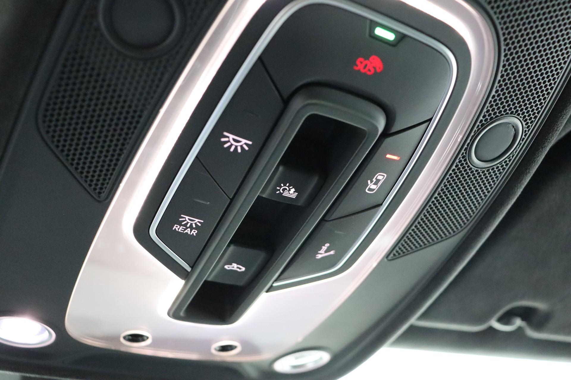 LAMBORGHINI Urus E-Gear-image-27