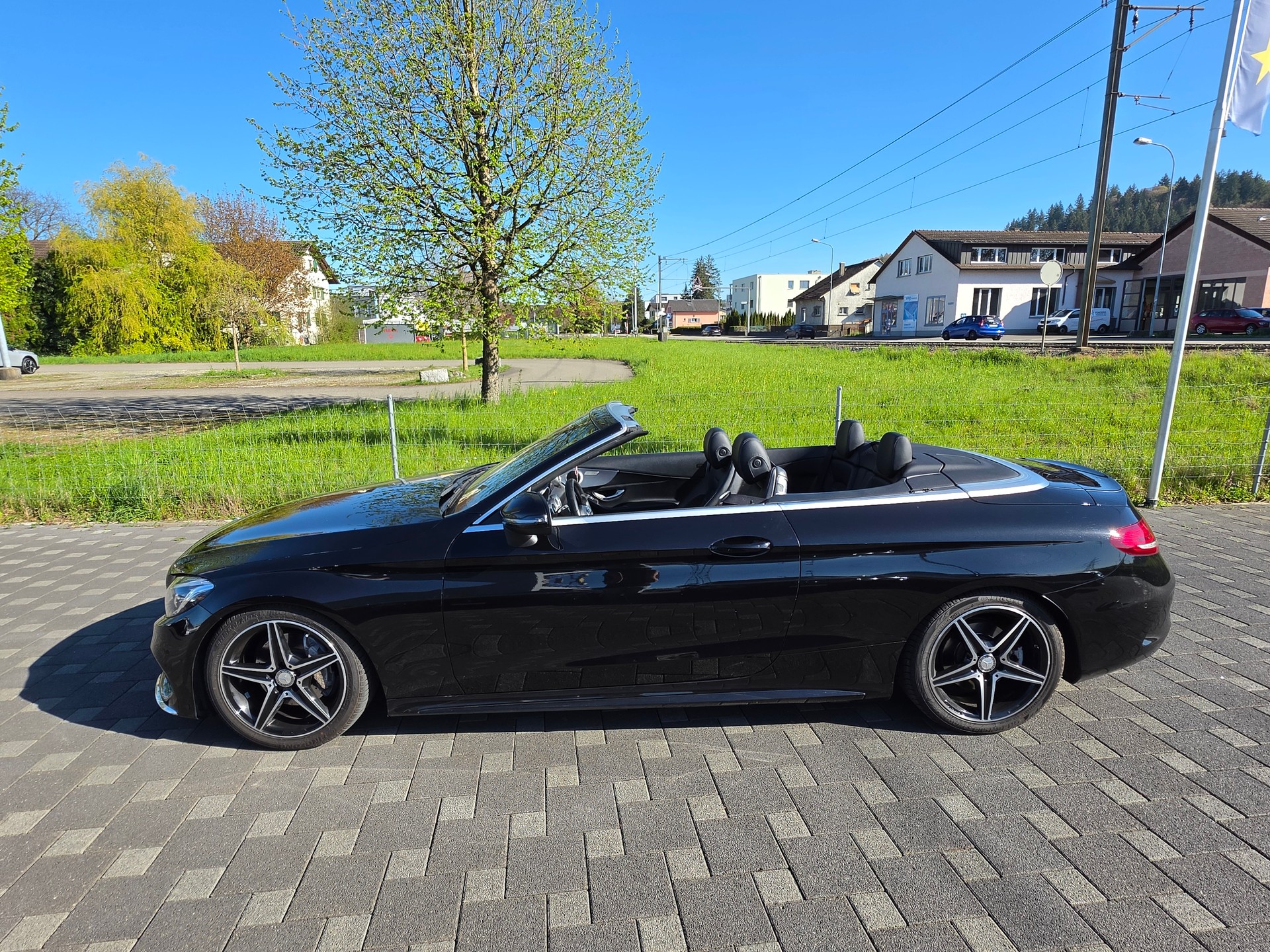 MERCEDES-BENZ C 200 Cabriolet AMG Line 9G-Tronic-image-1