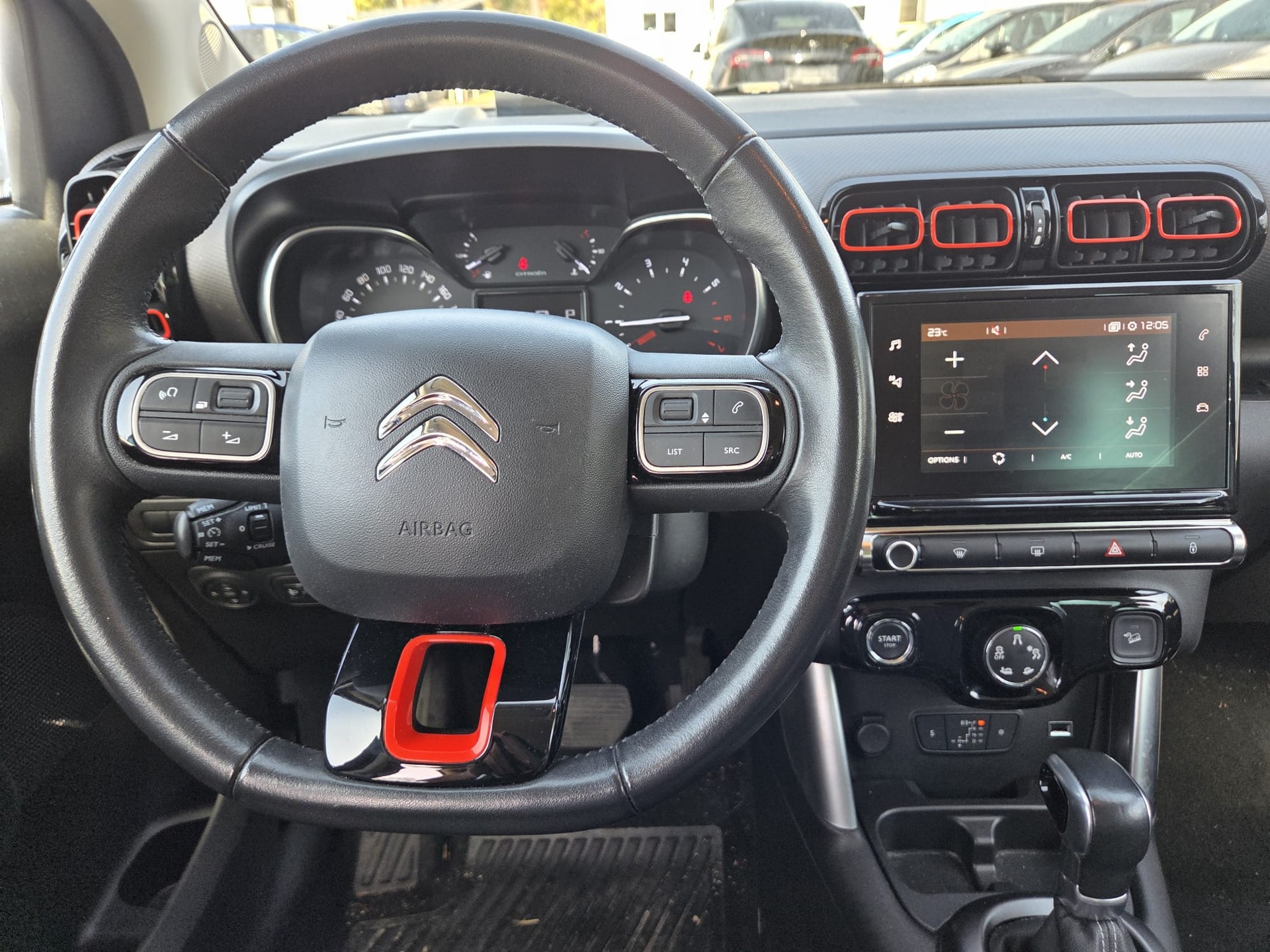 CITROEN C3 Aircross 1.2i PureTech Feel EAT ** Expertisé ** Grand service ** Camera ** Carplay **-image-5