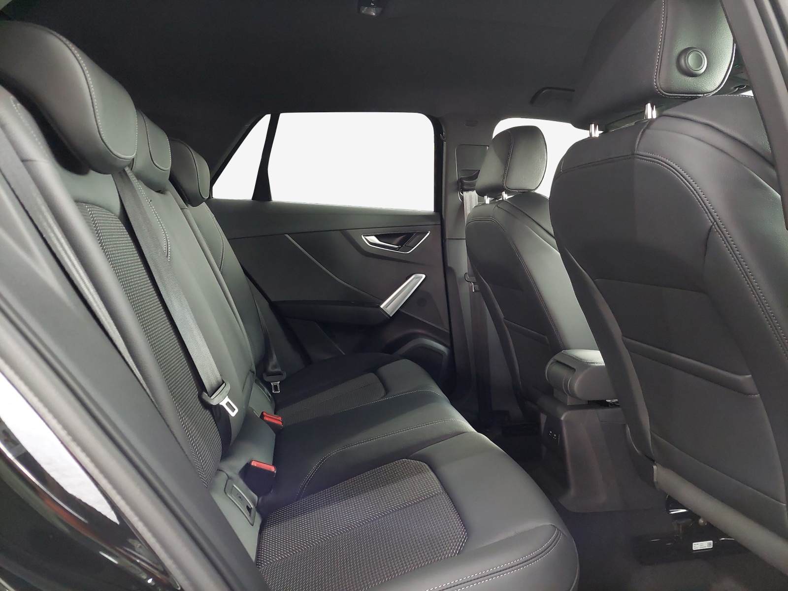 AUDI Q2 35 TFSI advanced S-tronic-image-13