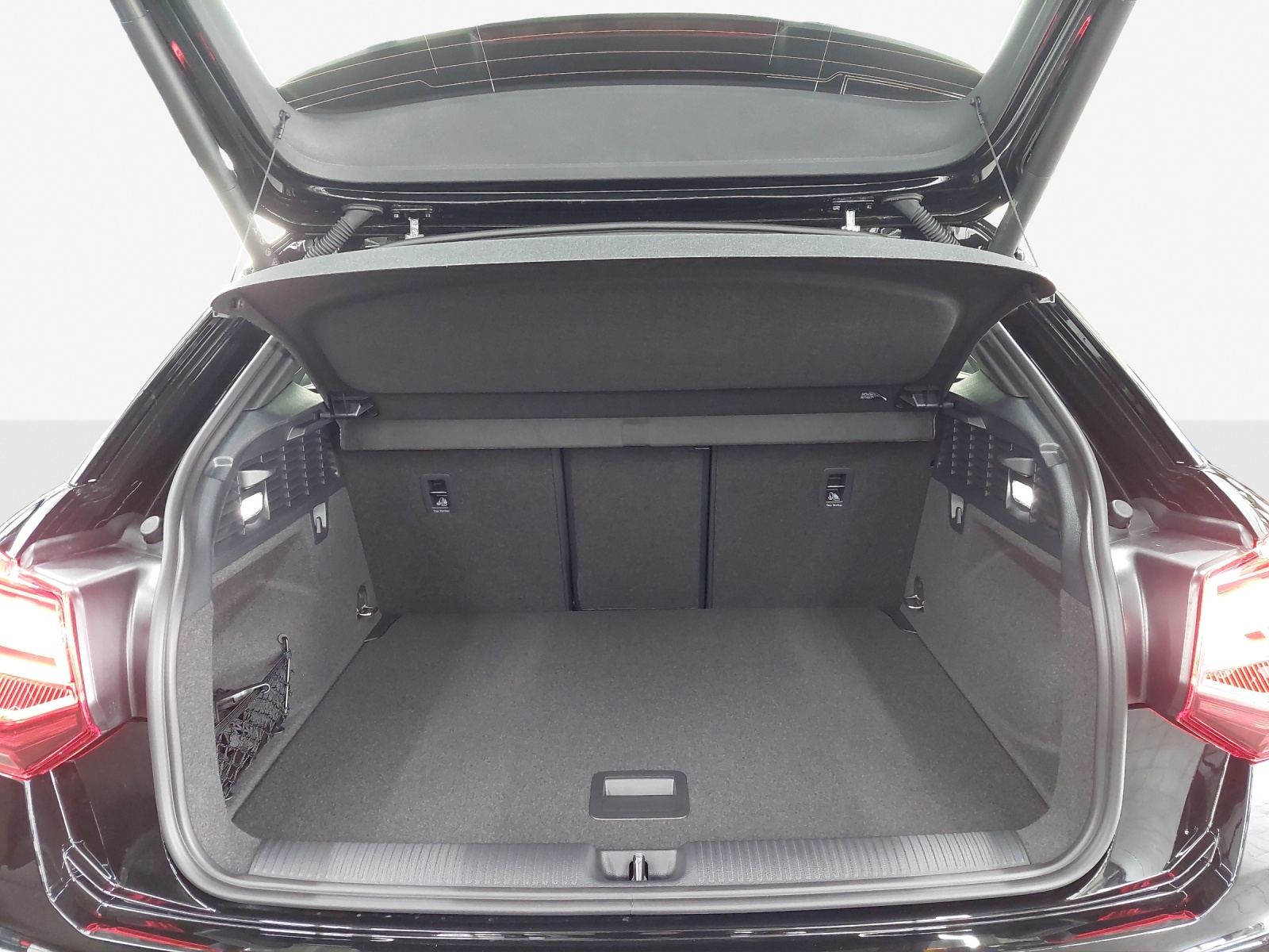 AUDI Q2 35 TFSI advanced S-tronic-image-12