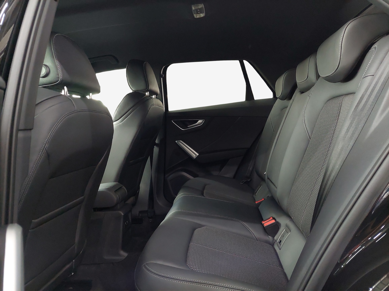 AUDI Q2 35 TFSI advanced S-tronic-image-11