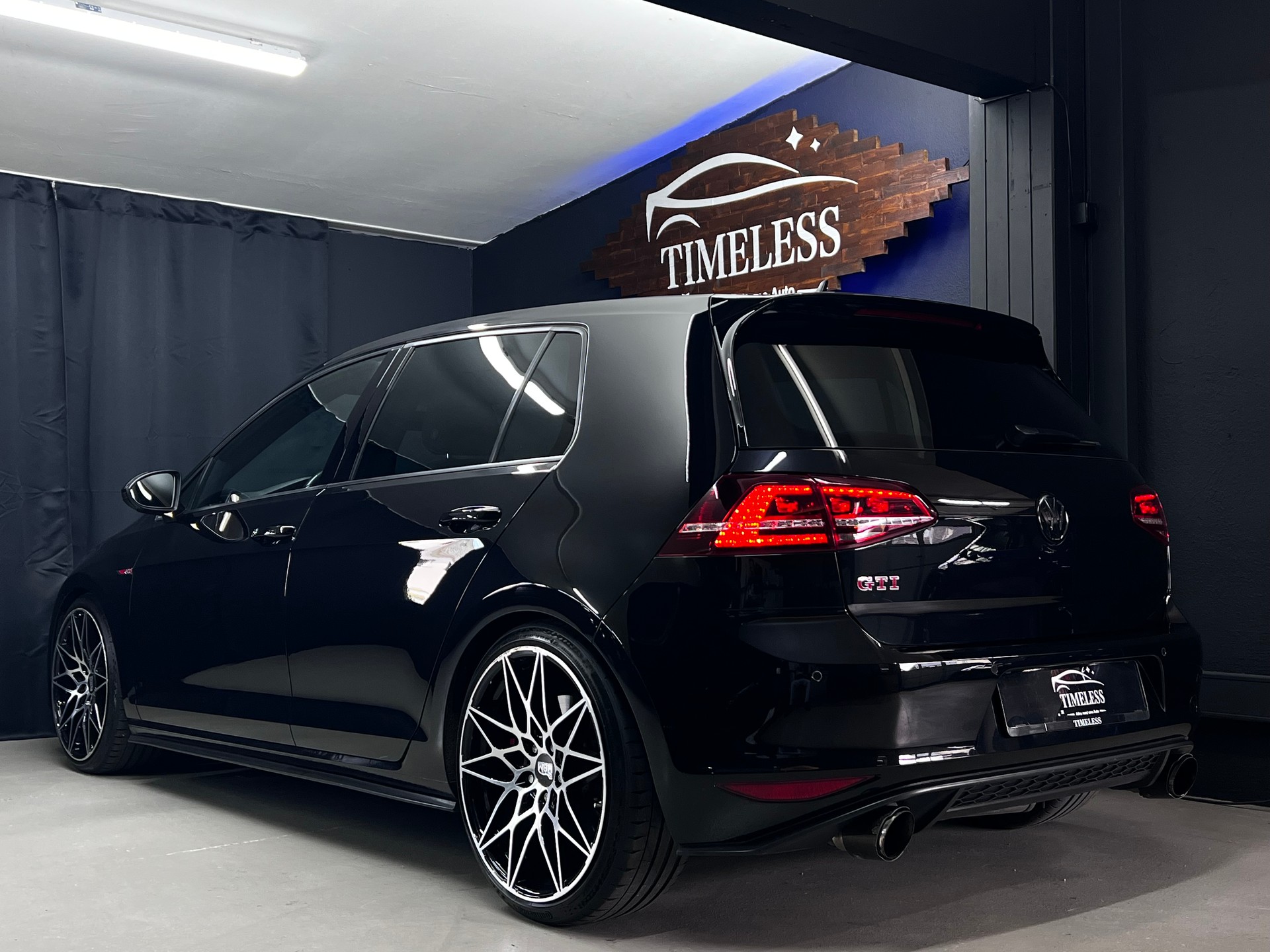 VW Golf 2.0 TSI GTI Performance DSG-image-4