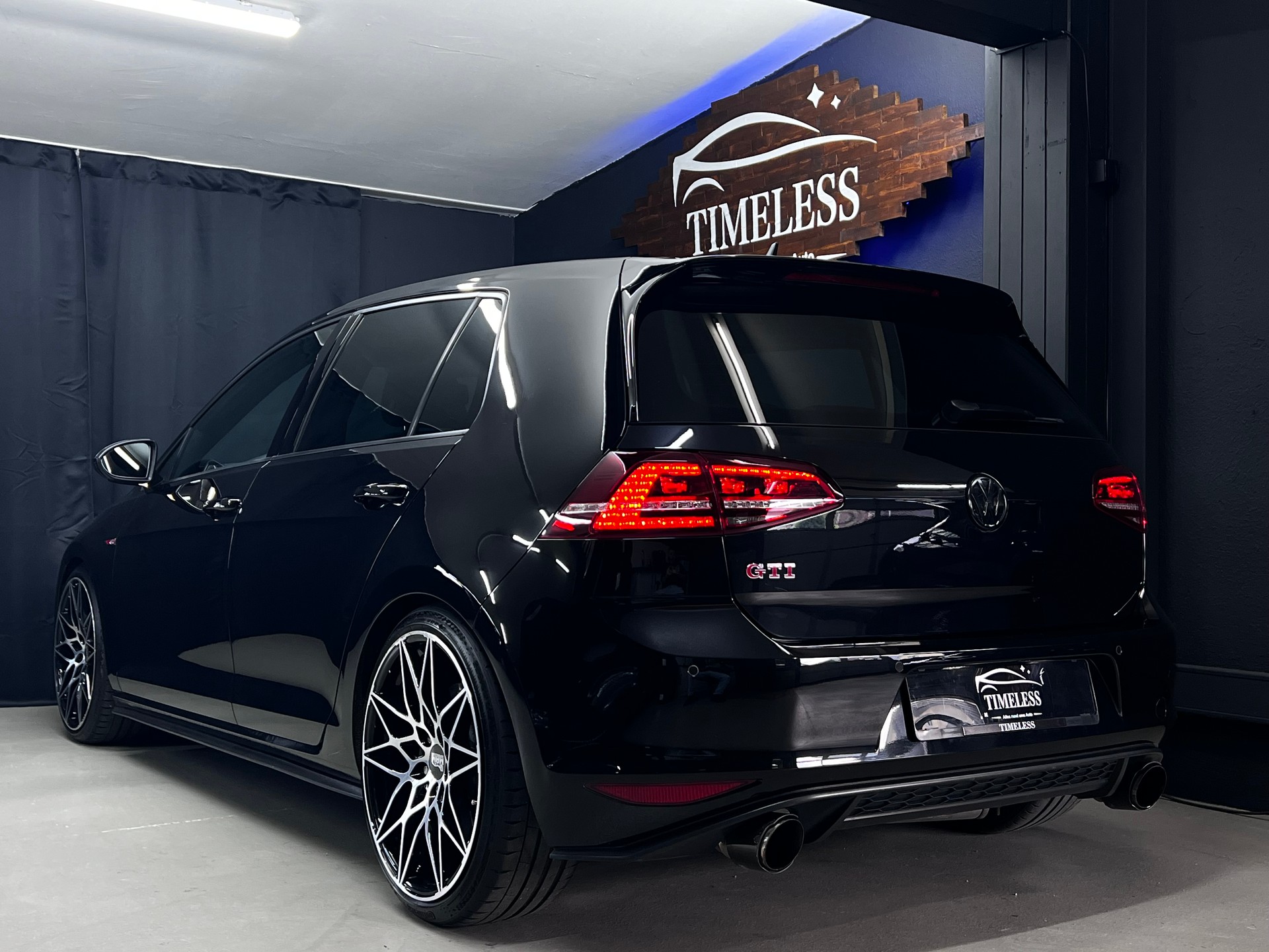 VW Golf 2.0 TSI GTI Performance DSG-image-5