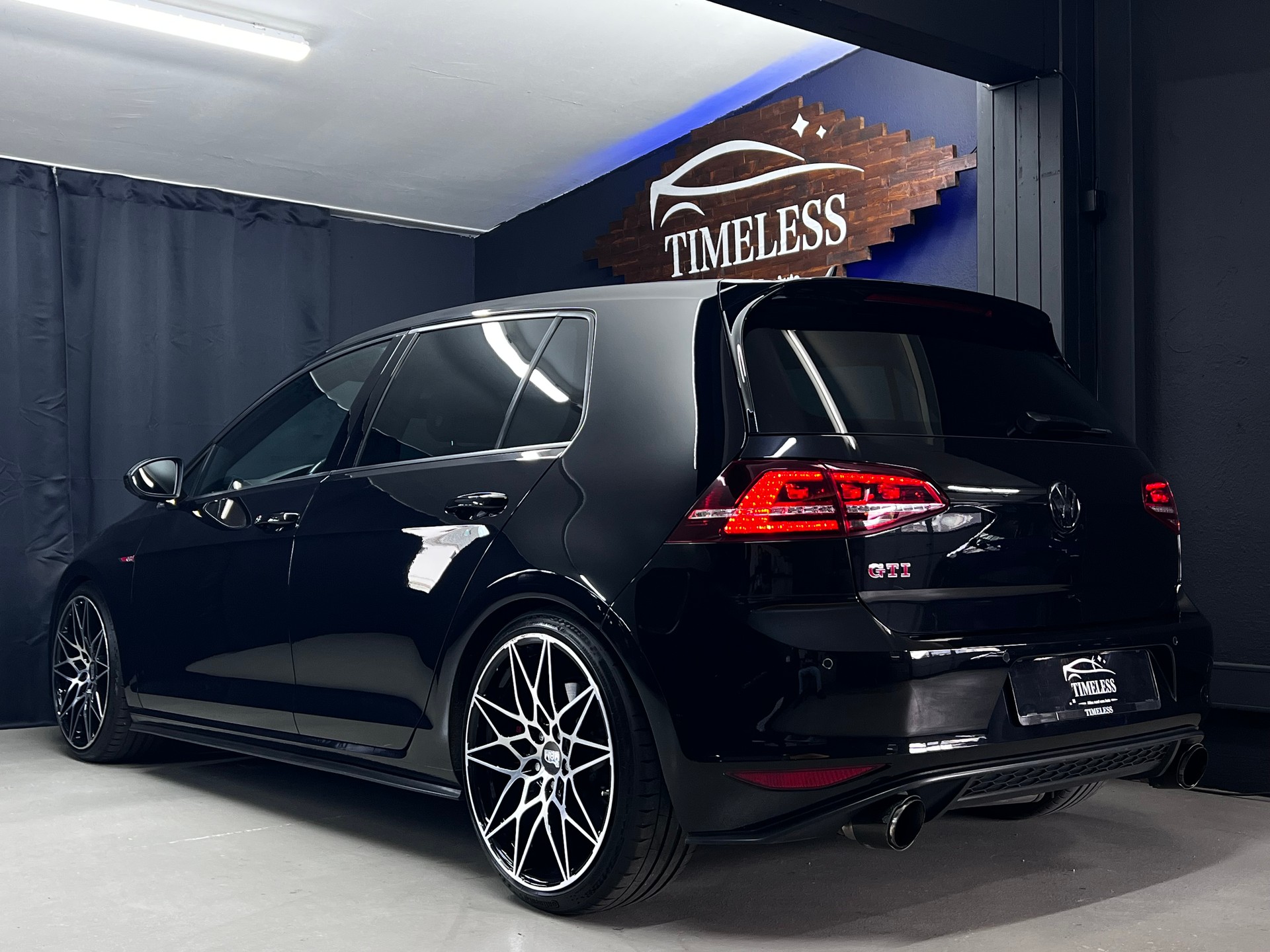 VW Golf 2.0 TSI GTI Performance DSG-image-6