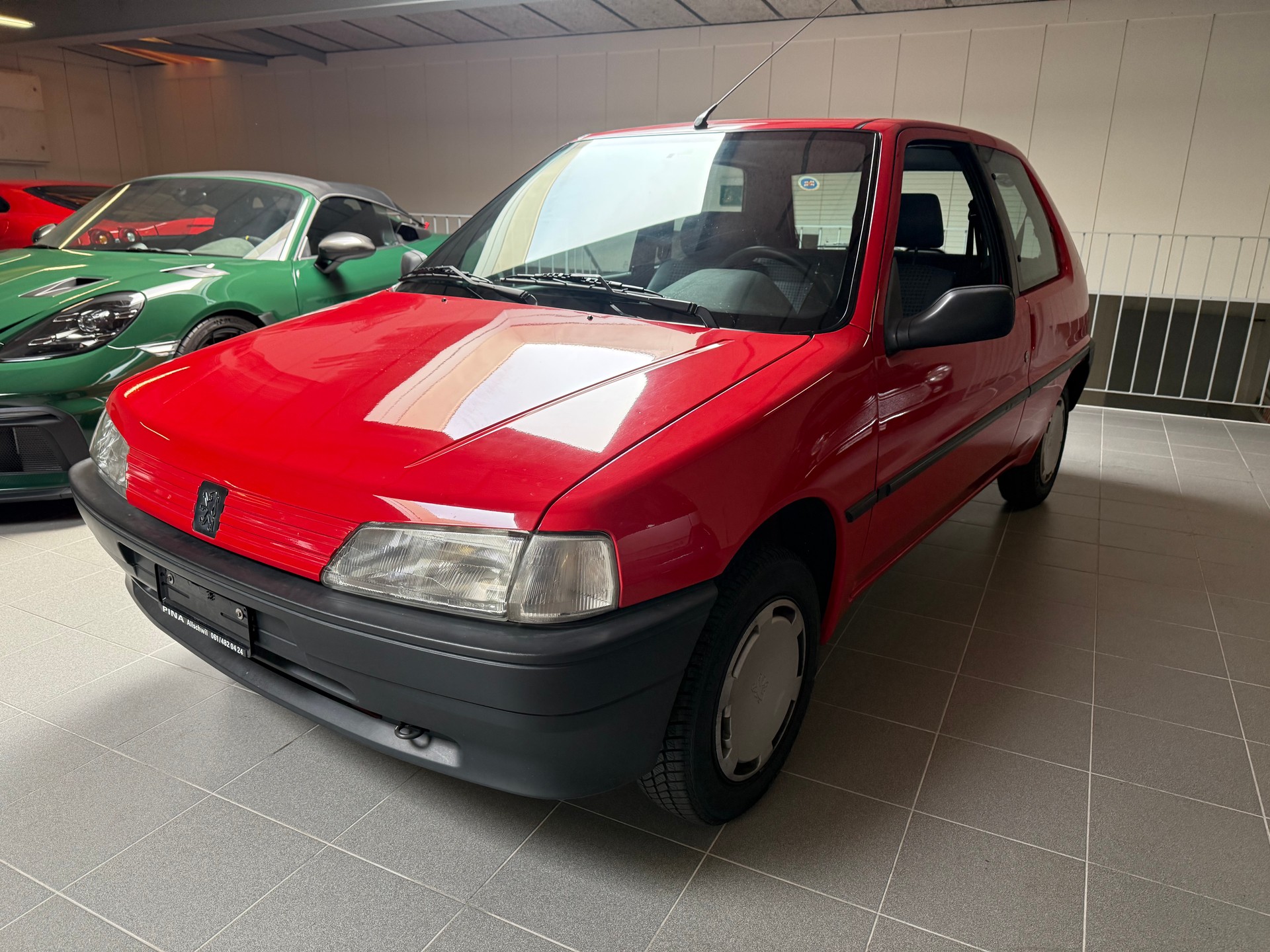 PEUGEOT 106 1.1 XR-showroom-element-1