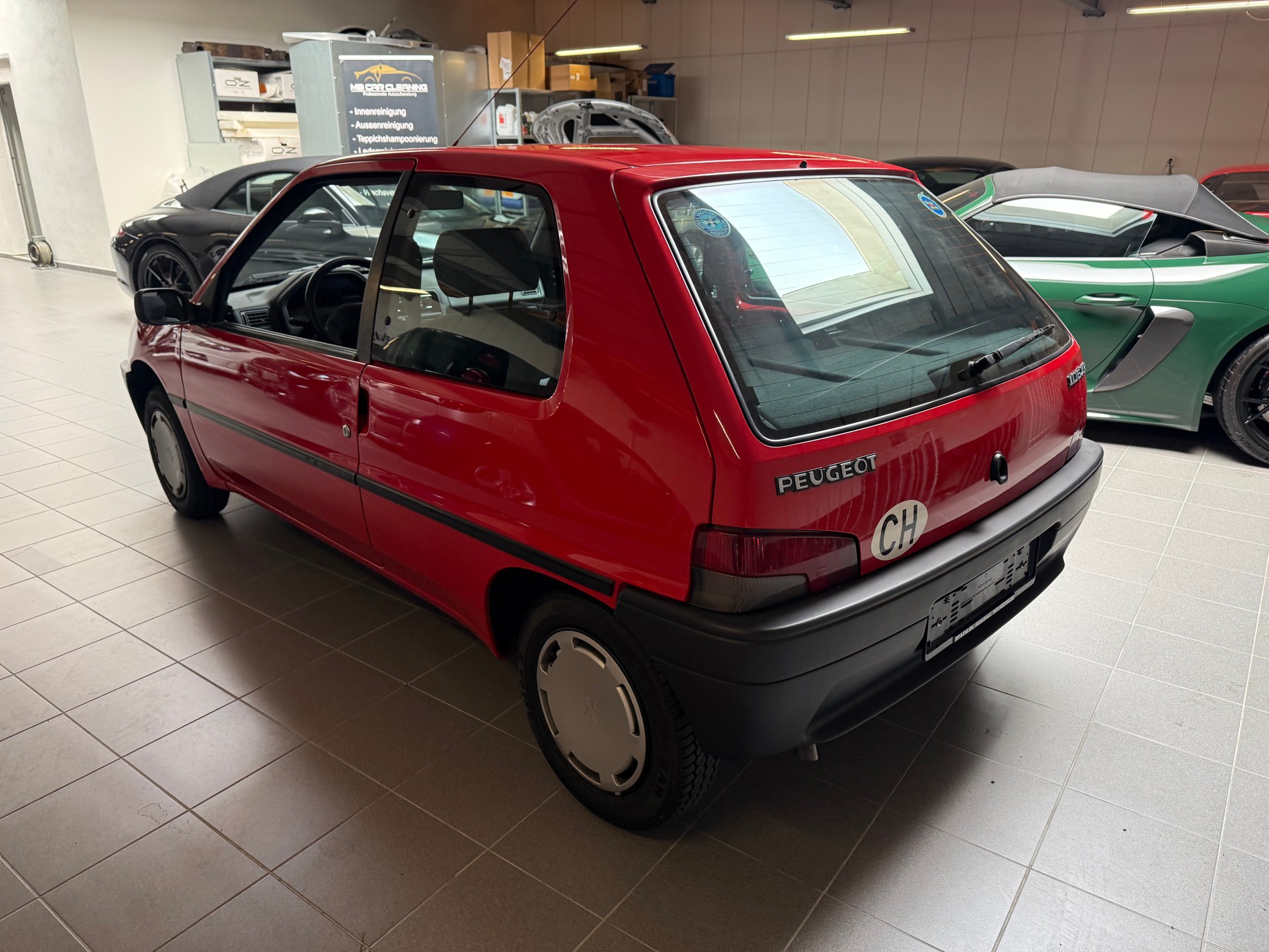 PEUGEOT 106 1.1 XR-image-9
