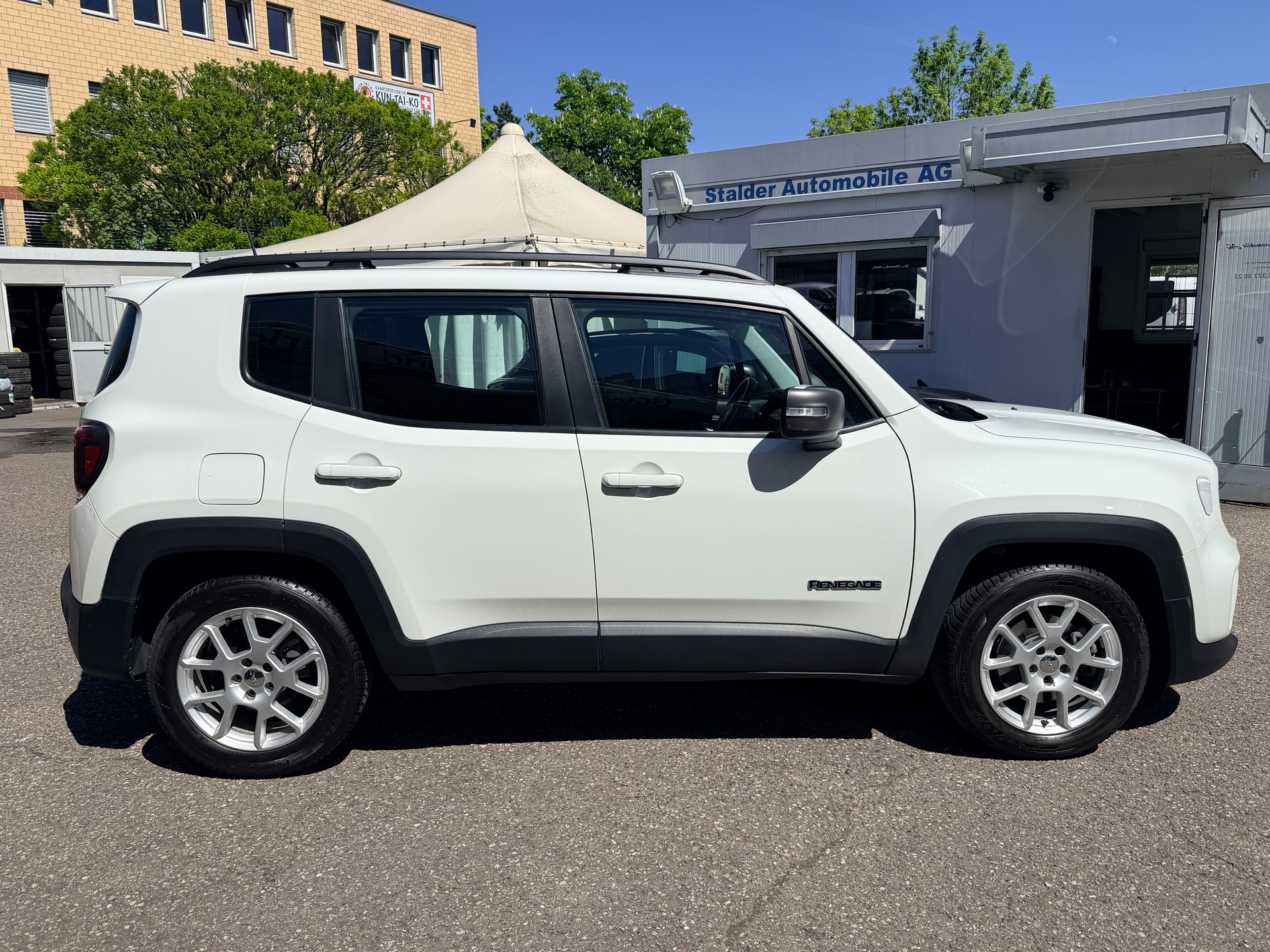 JEEP Renegade 1.3 GSE Turbo Limited-image-1