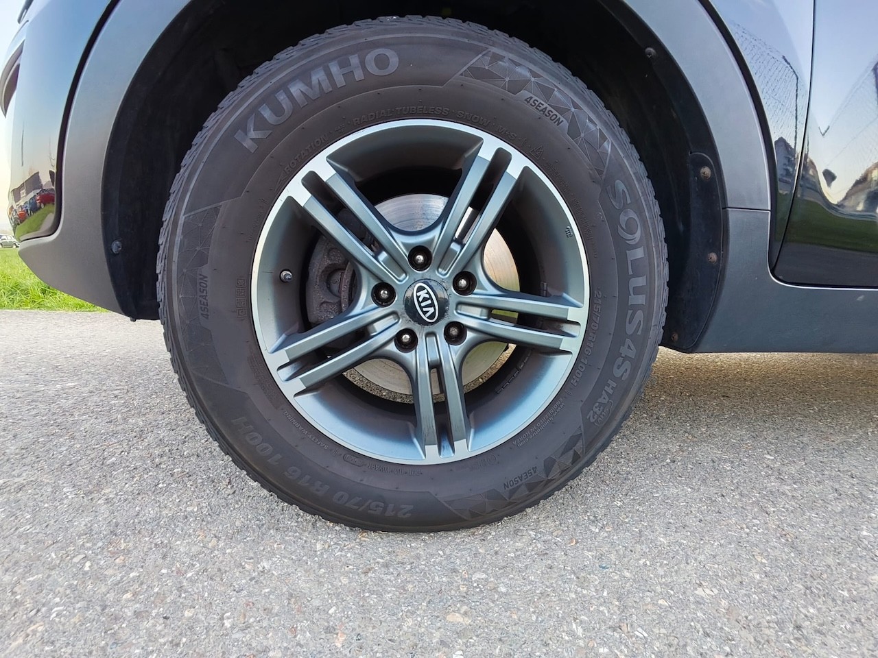 KIA Sportage 2.0 CRDi Style 4WD Automatic-image-11