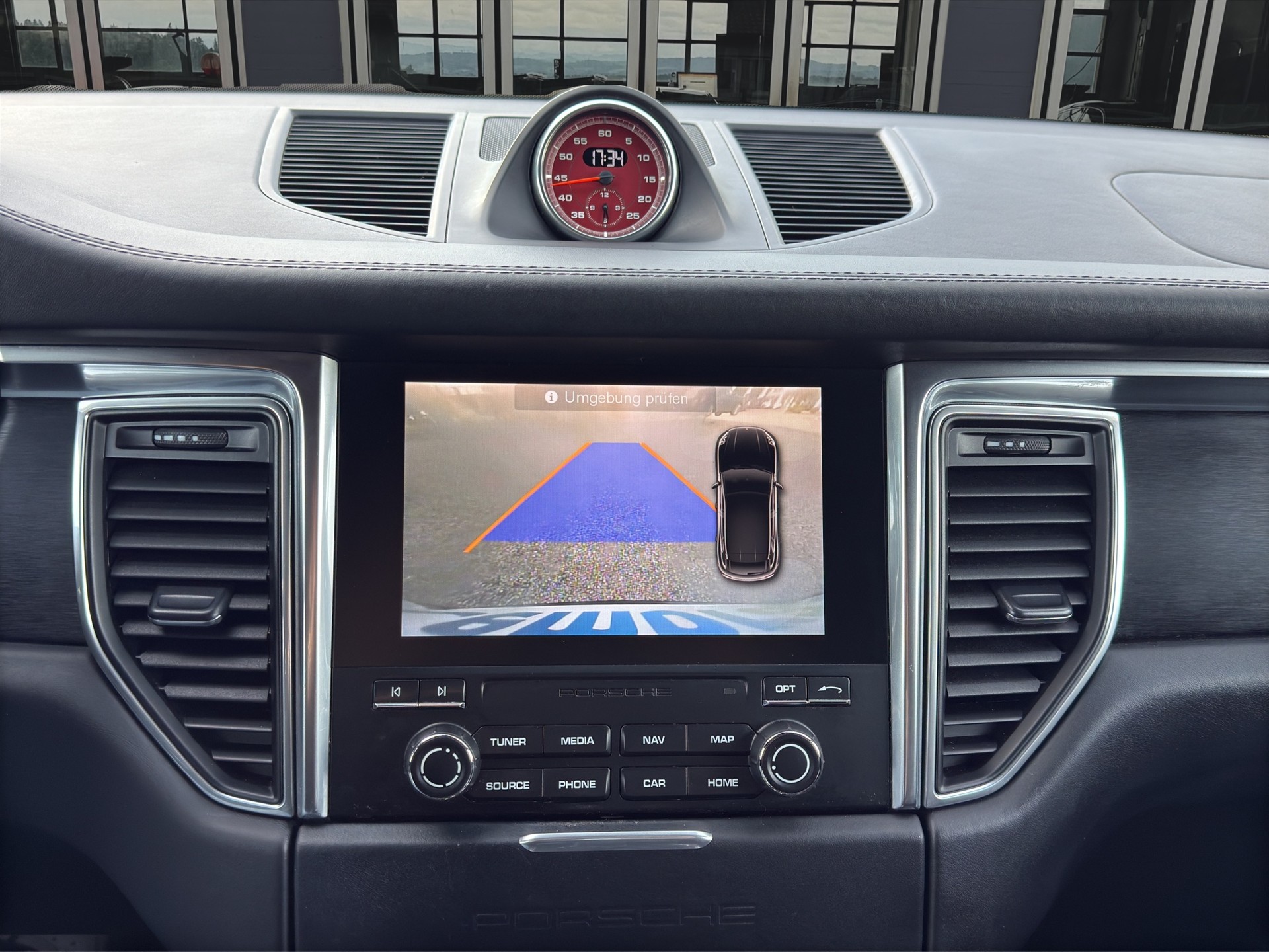 PORSCHE Macan 3.0 V6 GTS-image-15