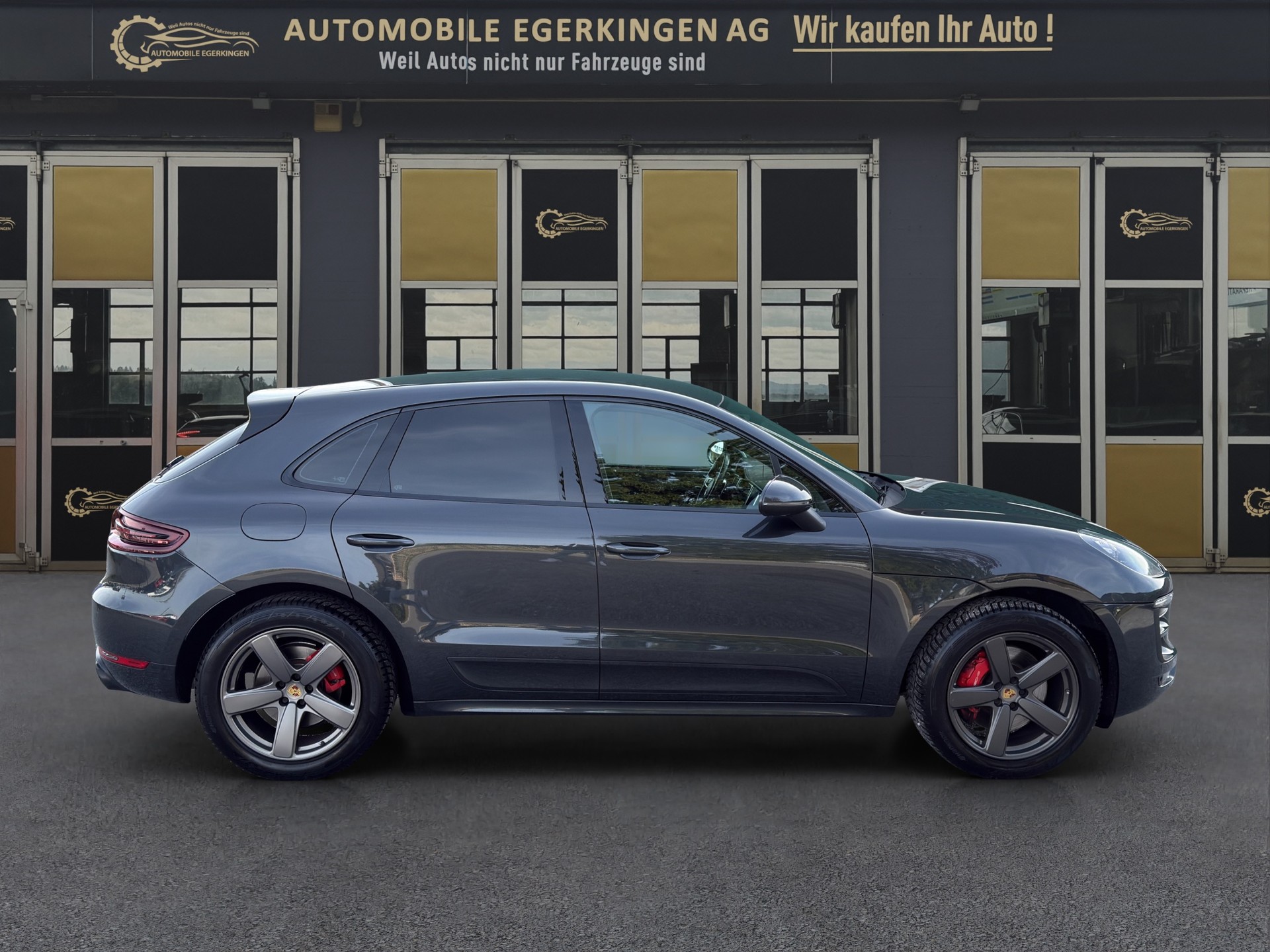 PORSCHE Macan 3.0 V6 GTS-image-3