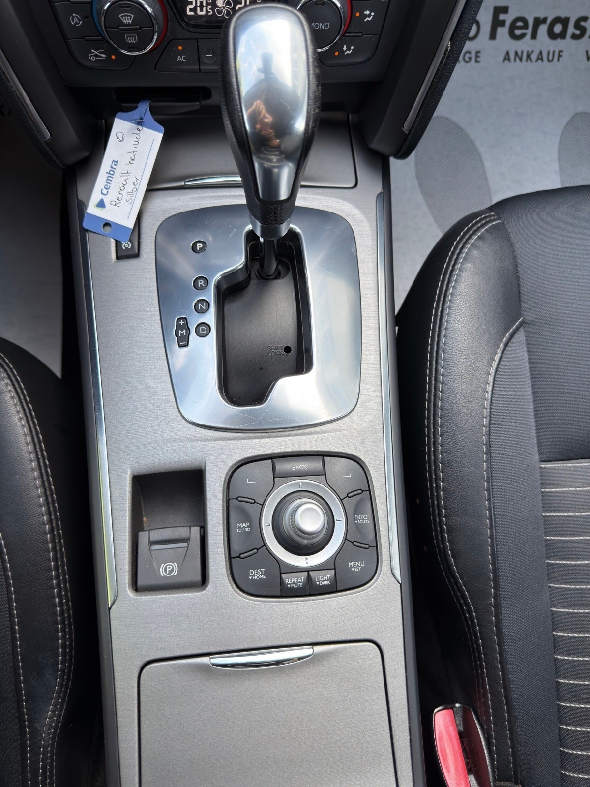 RENAULT Latitude 2.0 dCi Dynamique active-shift-image-26
